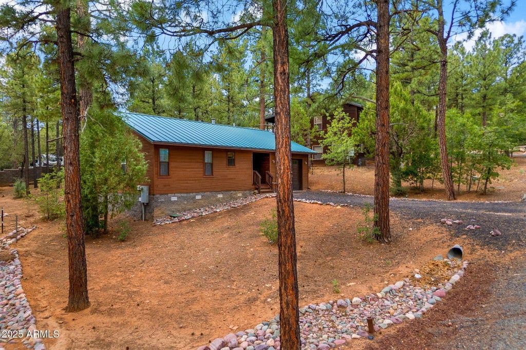 Photo of 921 E Lauren Court, Show Low, AZ 85901 (MLS # 7095945)