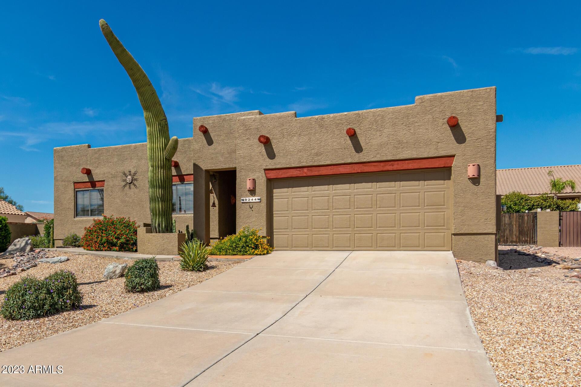 9244 E Mogollon Trail