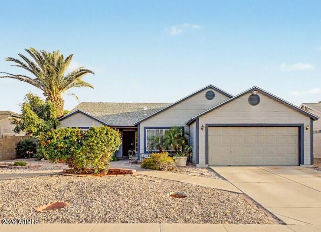 Photo of 6321 W Acapulco Lane, Glendale, AZ 85306 (MLS # 7019621)