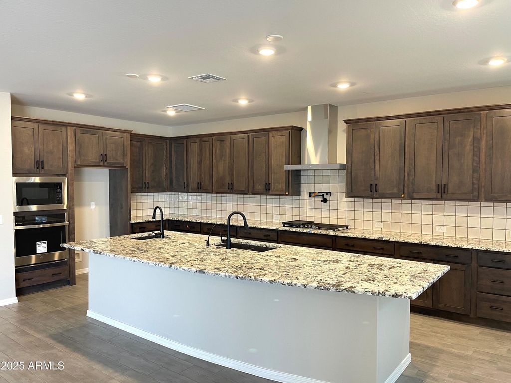 Photo of 9964 W Catalina Drive, Avondale, AZ 85392 (MLS # 6906760)