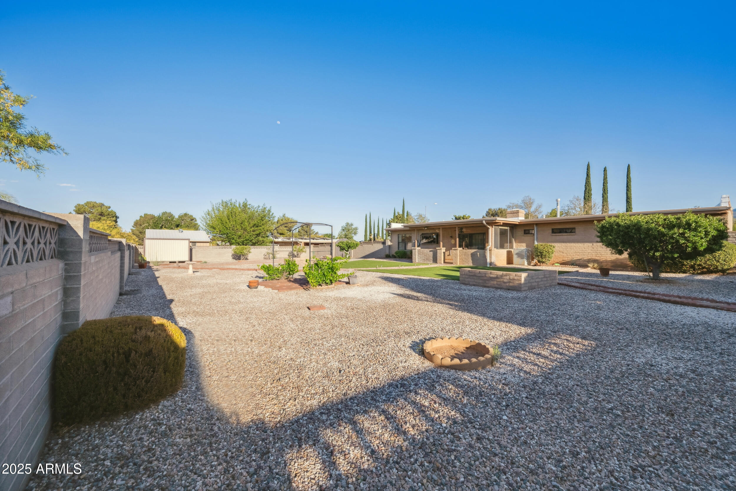 TOWN & COUNTRY ESTATES 3 - Residential