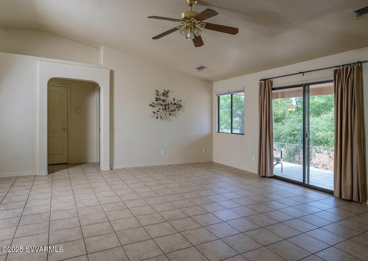 4000 E Mustang Drive