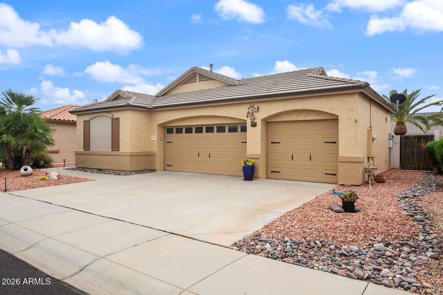 17643 W WEATHERBY Drive