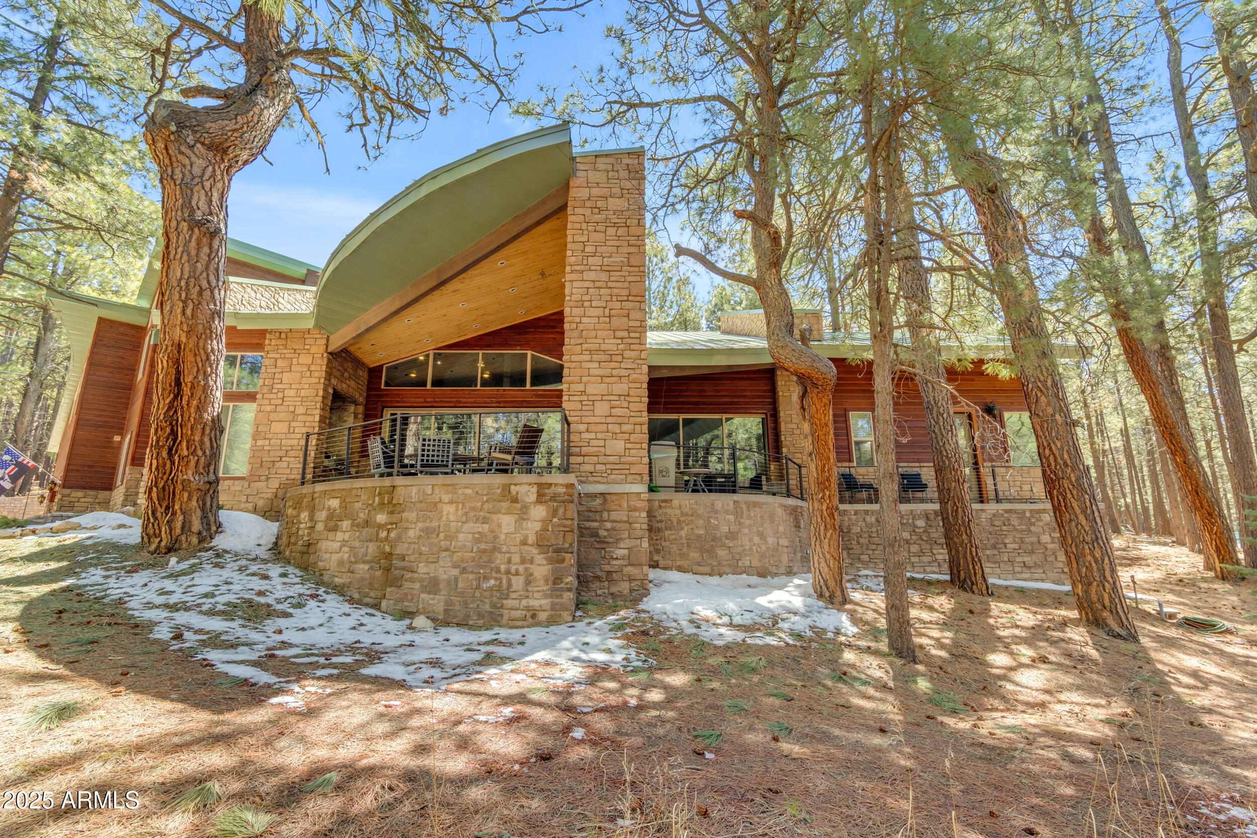 625 TROUT SPRINGS Road