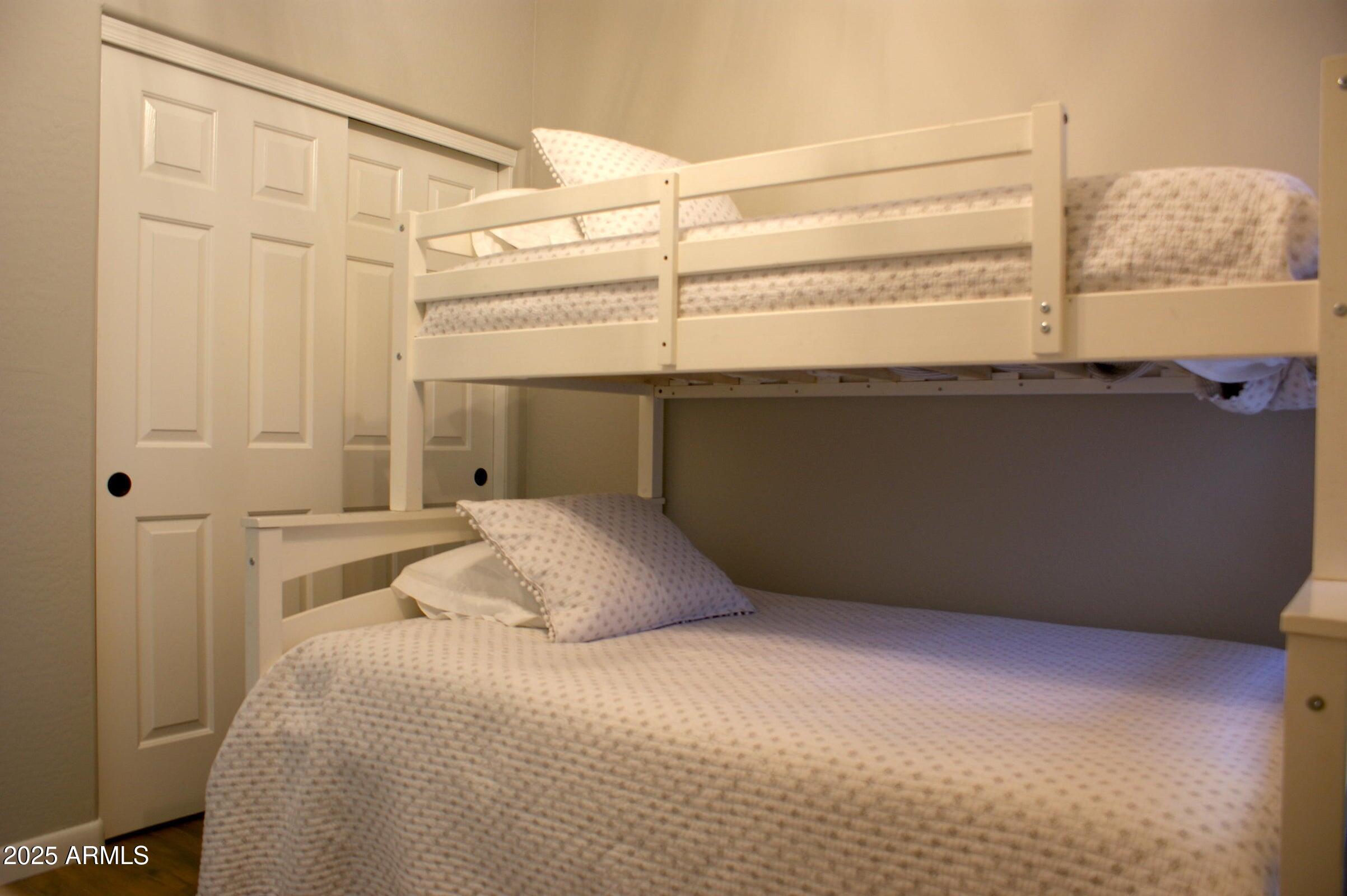 525 N MILLER Road 145