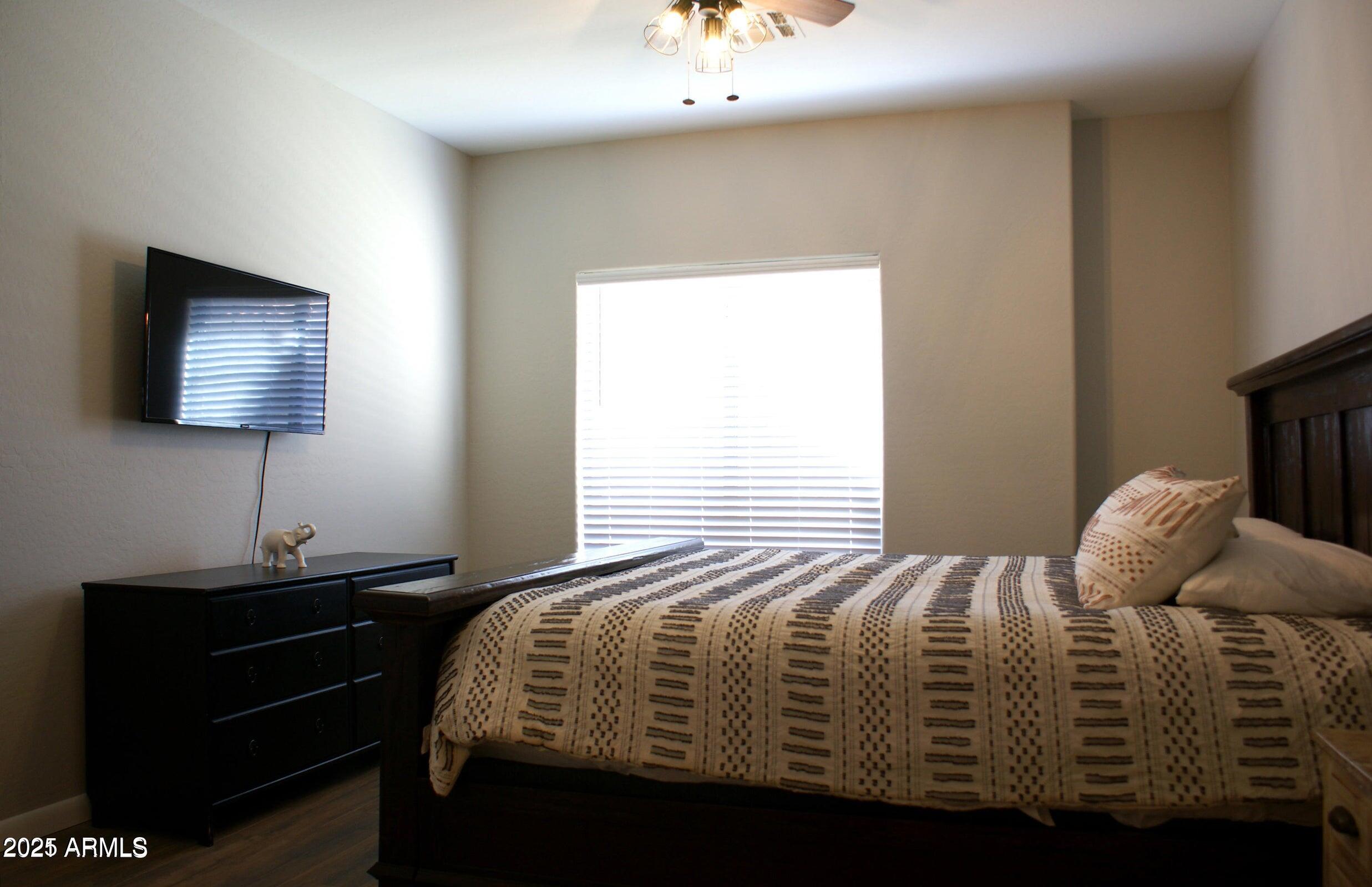 525 N MILLER Road 145