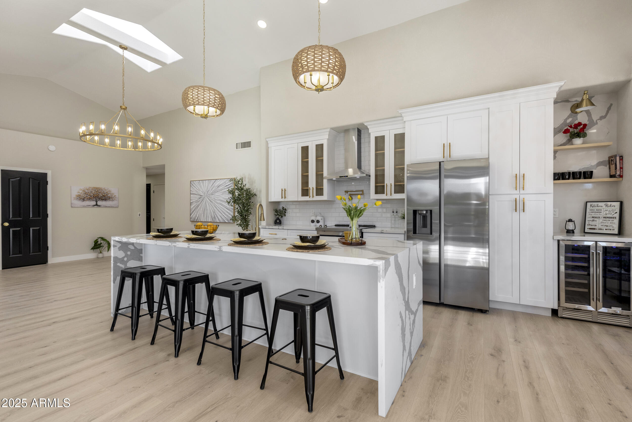 25843 S EASTLAKE Drive