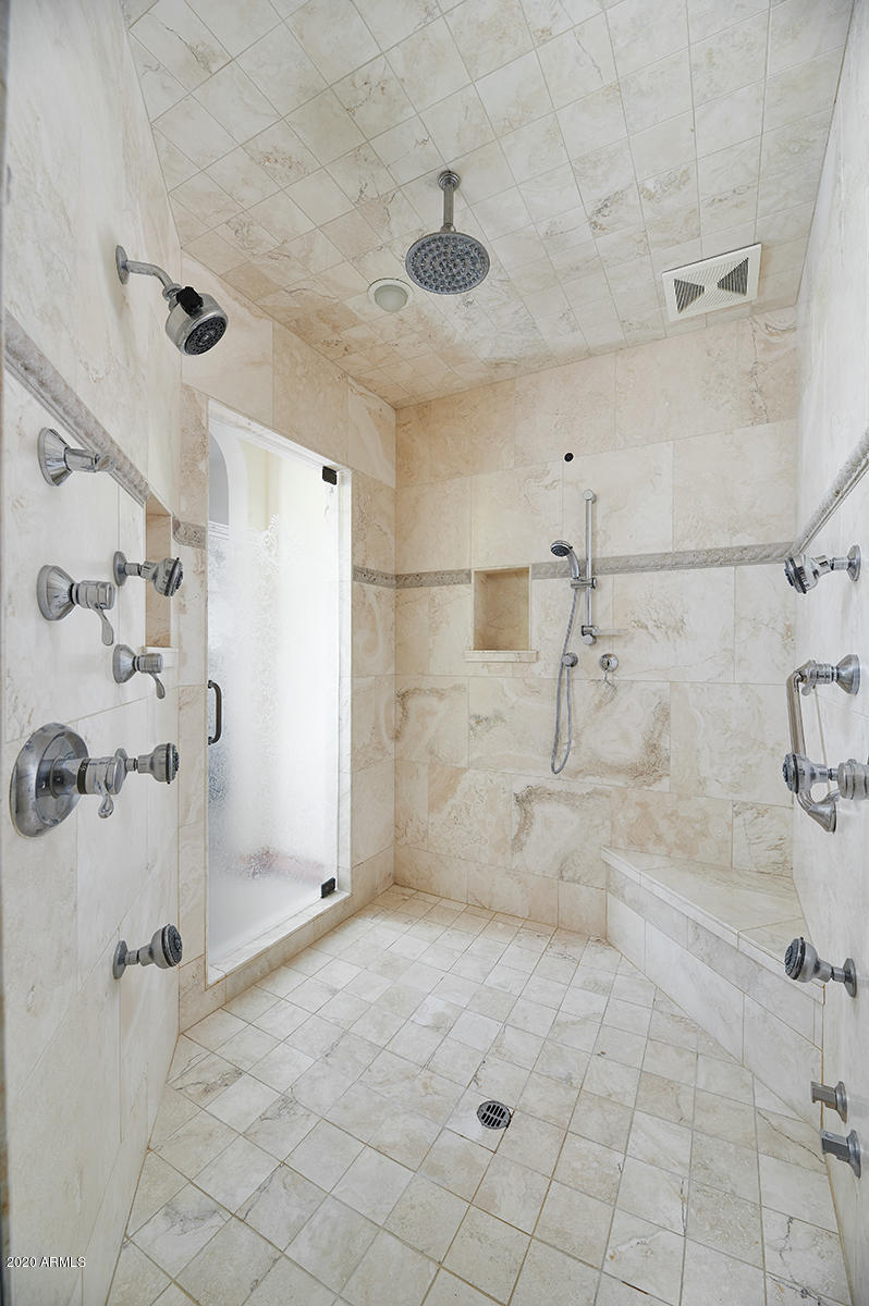PARADISE MANSION ESTATES - Residential
