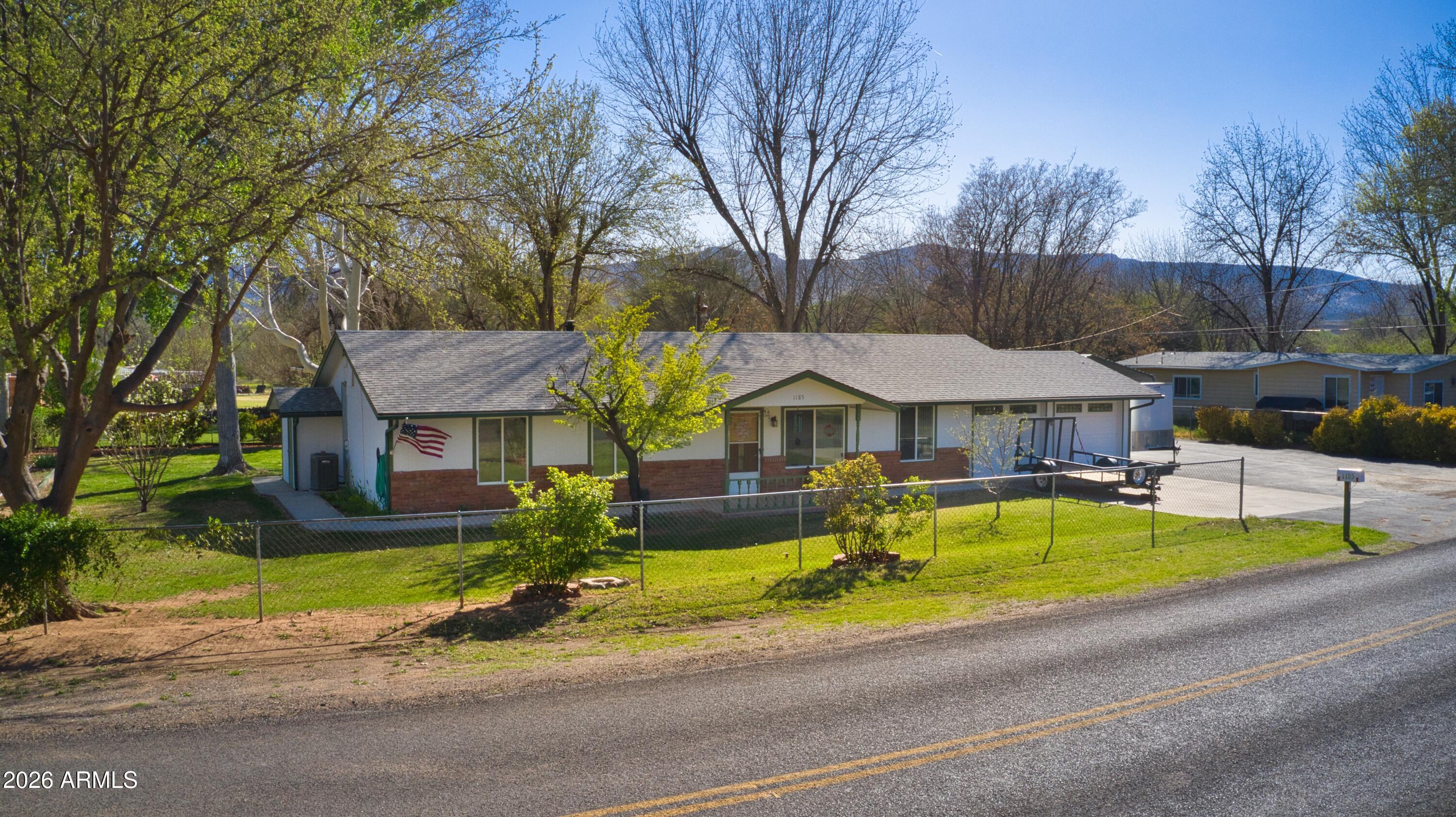 1185 W BUFFALO Trail