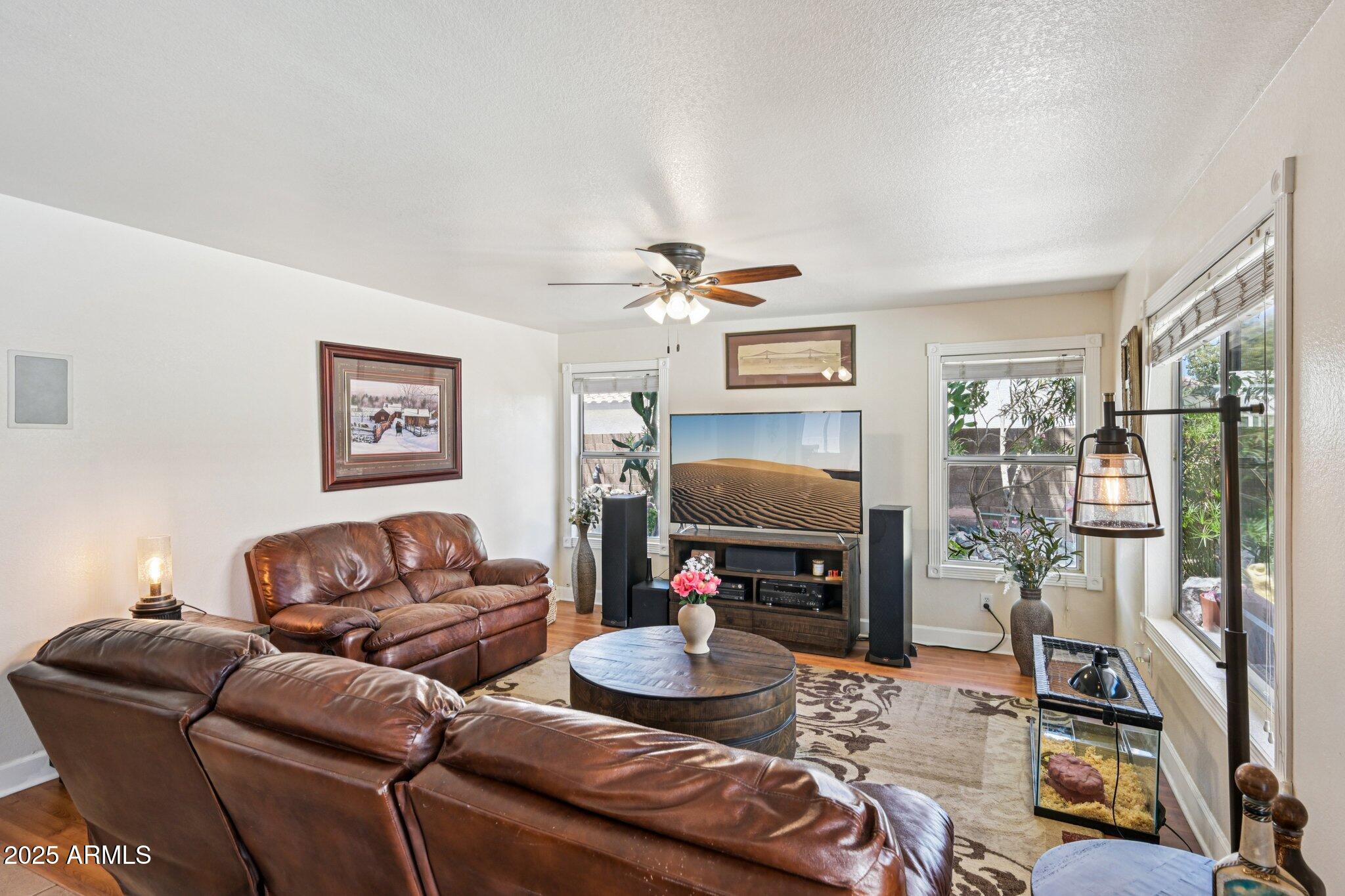 8362 W MICHELLE Drive