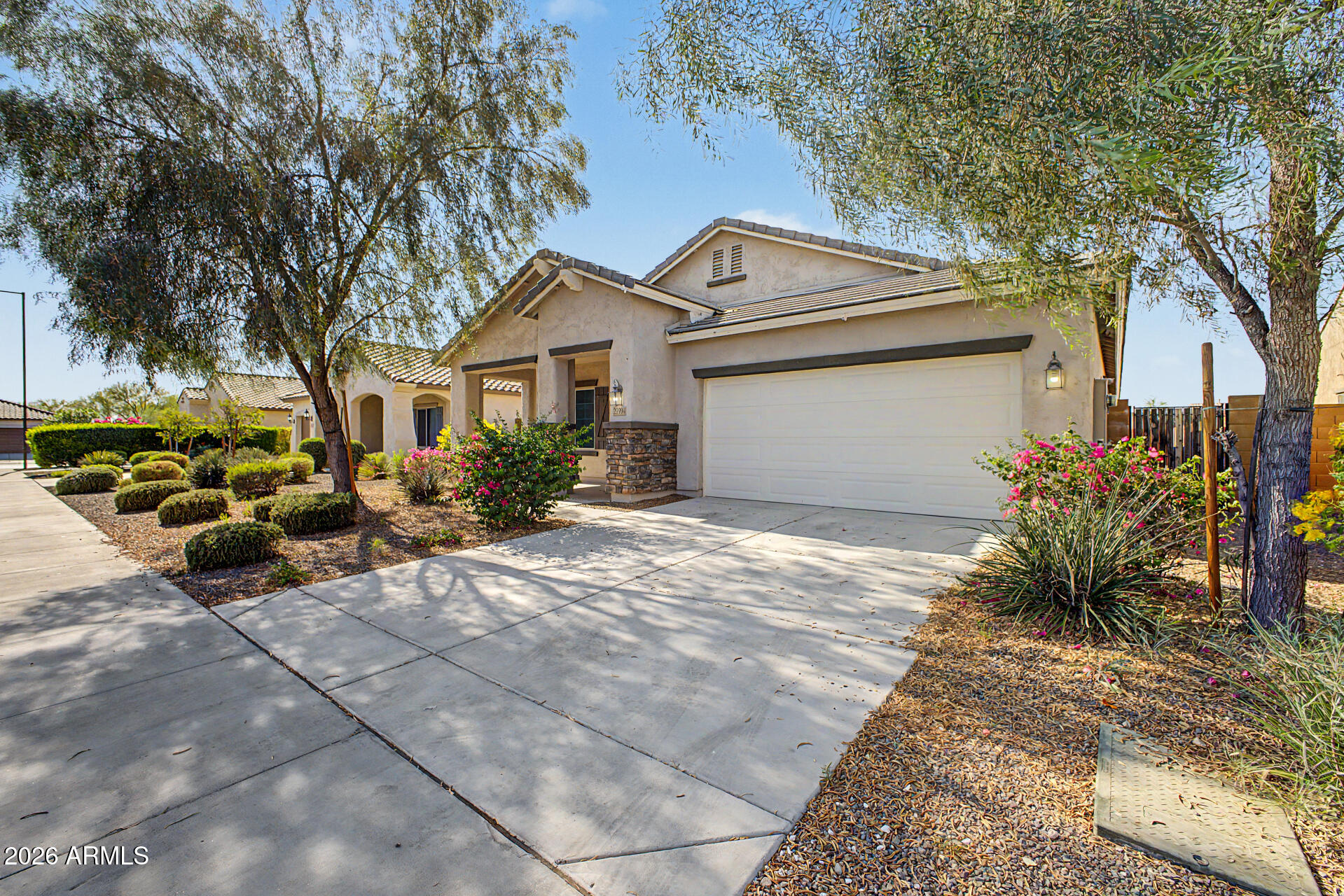 25994 W ORAIBI Drive