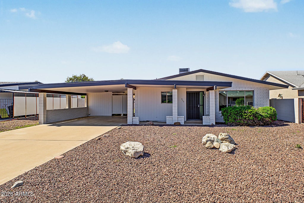 Photo of 930 S Roslyn Place, Mesa, AZ 85208 (MLS # 7092593)