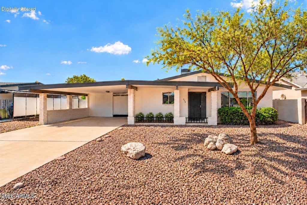 Photo of 930 S Roslyn Place, Mesa, AZ 85208 (MLS # 7092593)