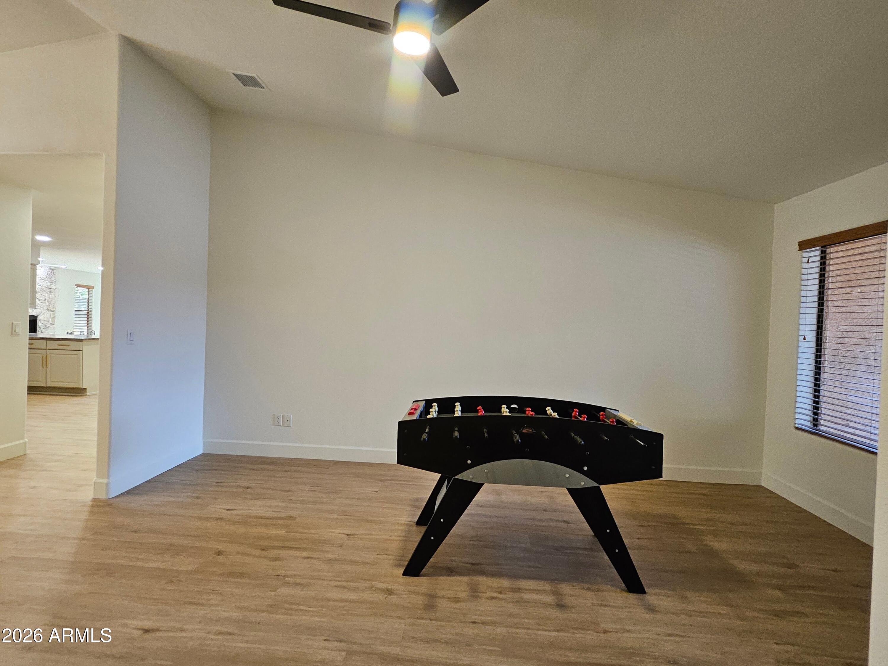 5104 W CHRISTY Drive