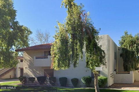 Photo of 8842 N 8th Street #207, Phoenix, AZ 85020 (MLS # 7007574)