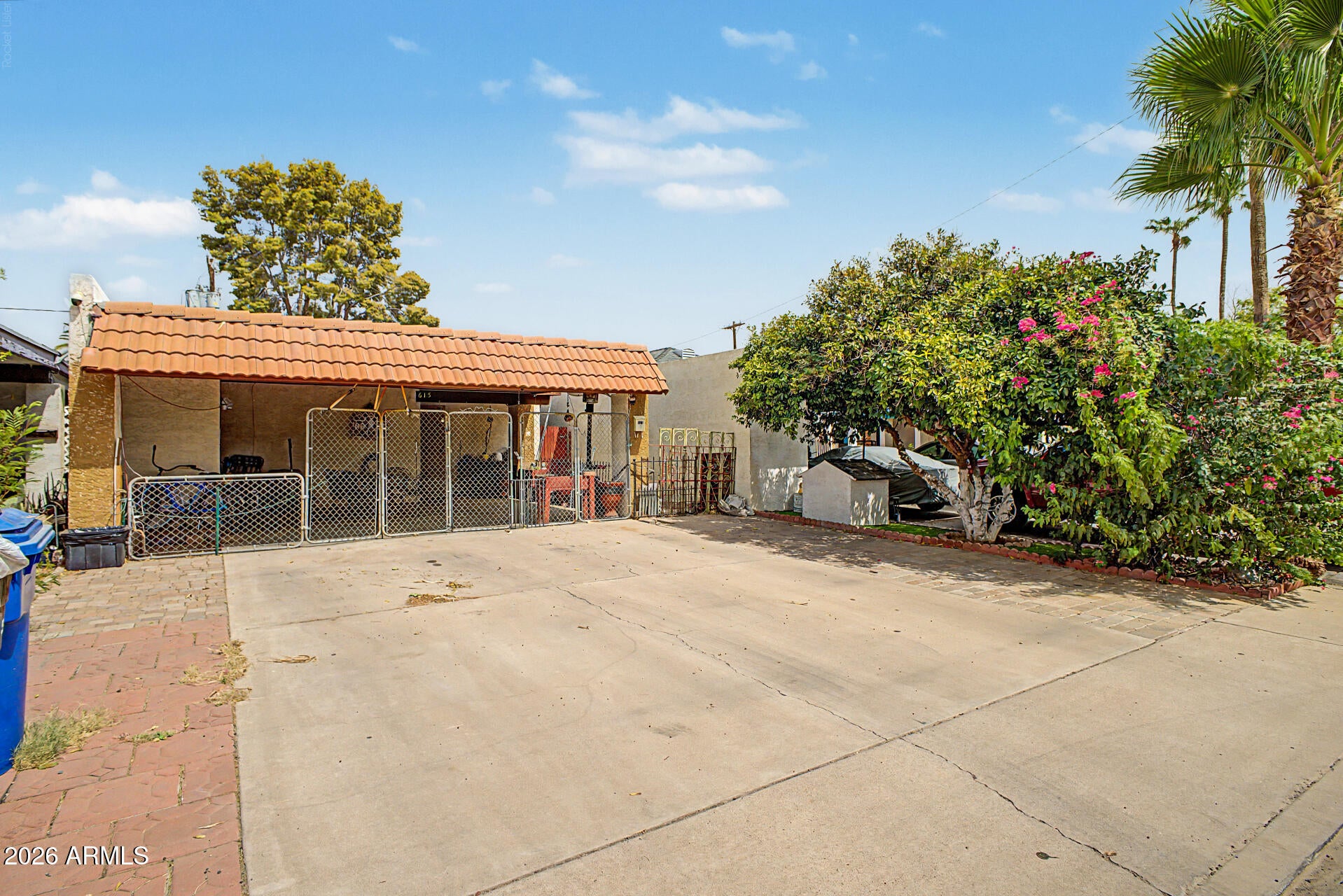 615 N HOBSON --