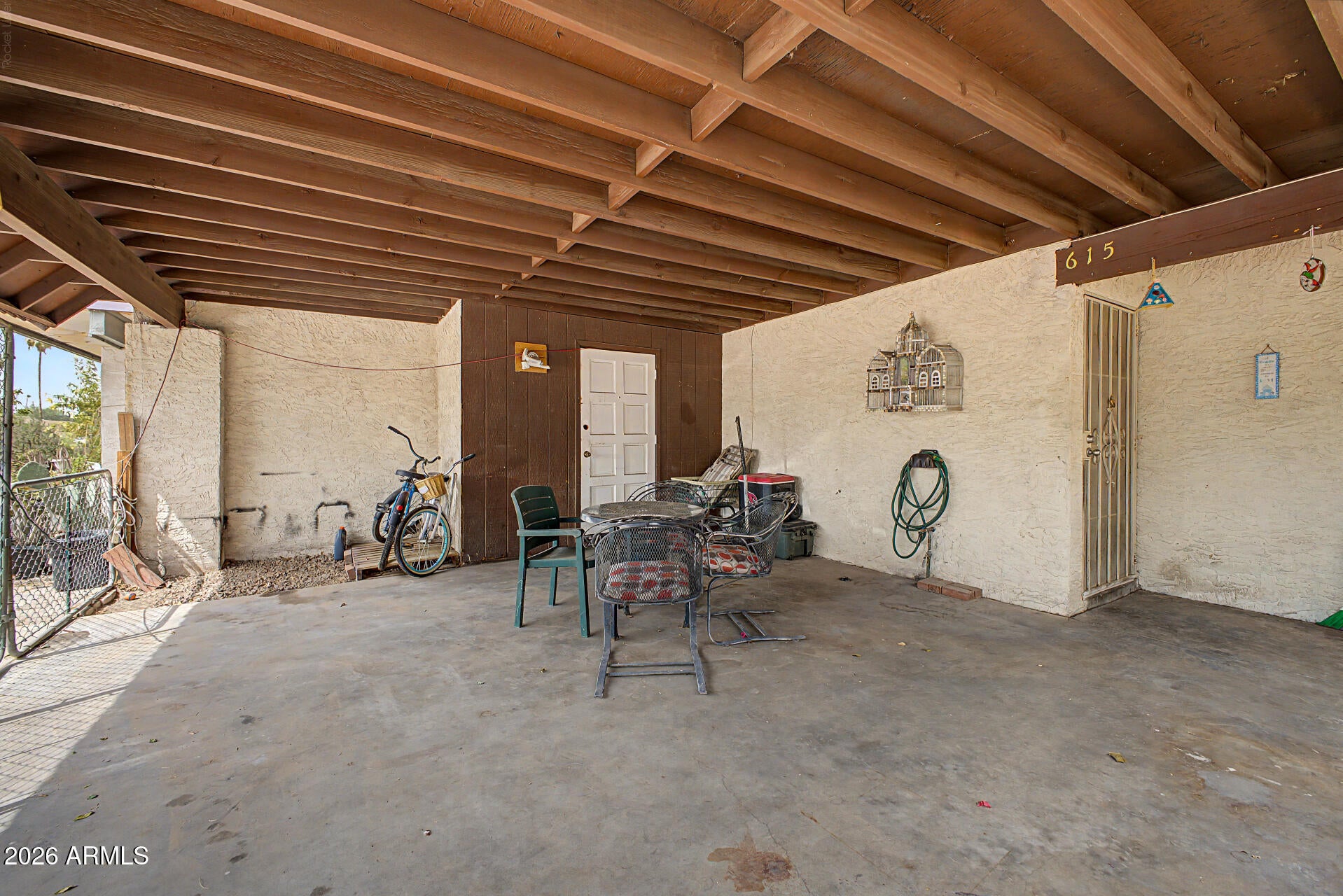 615 N HOBSON --