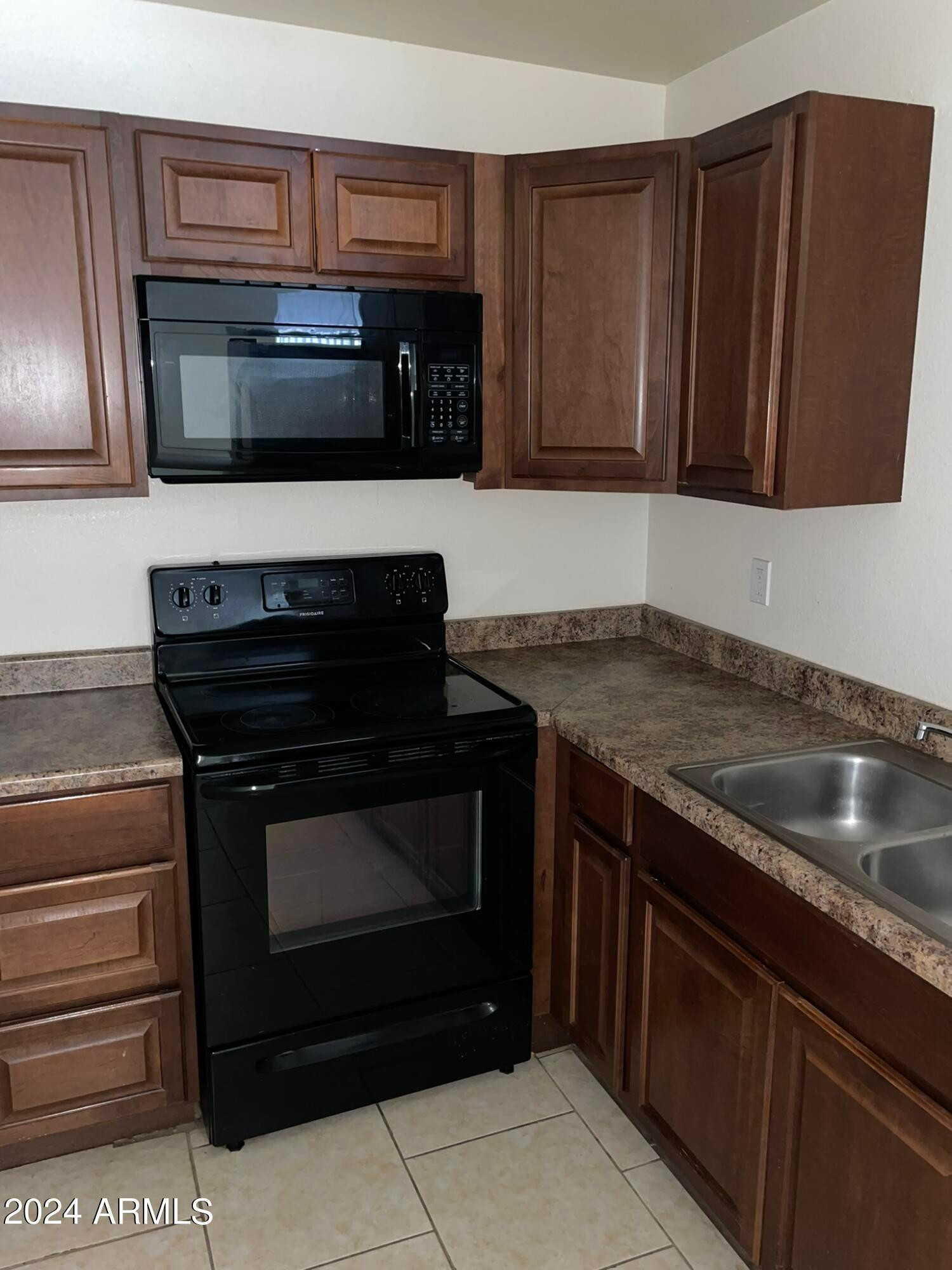 2417 W Campbell Avenue Apt 101