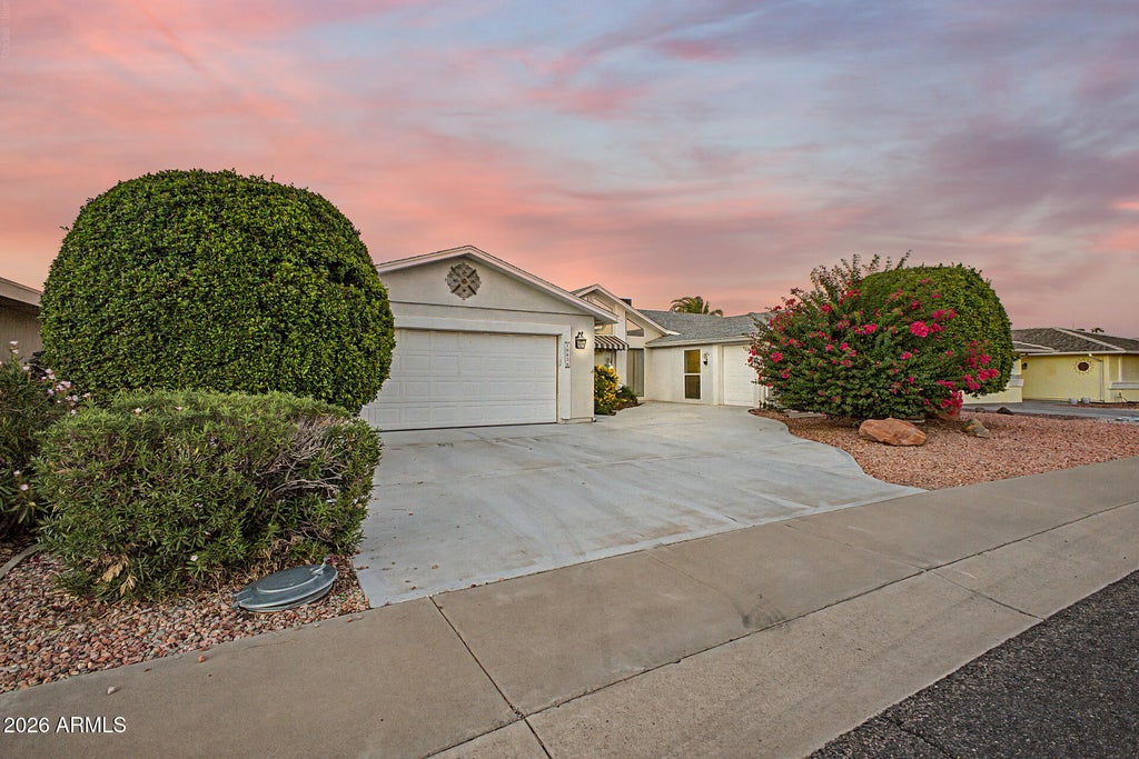 Photo of 10626 W Emerald Point, Sun City, AZ 85351 (MLS # 7090602)