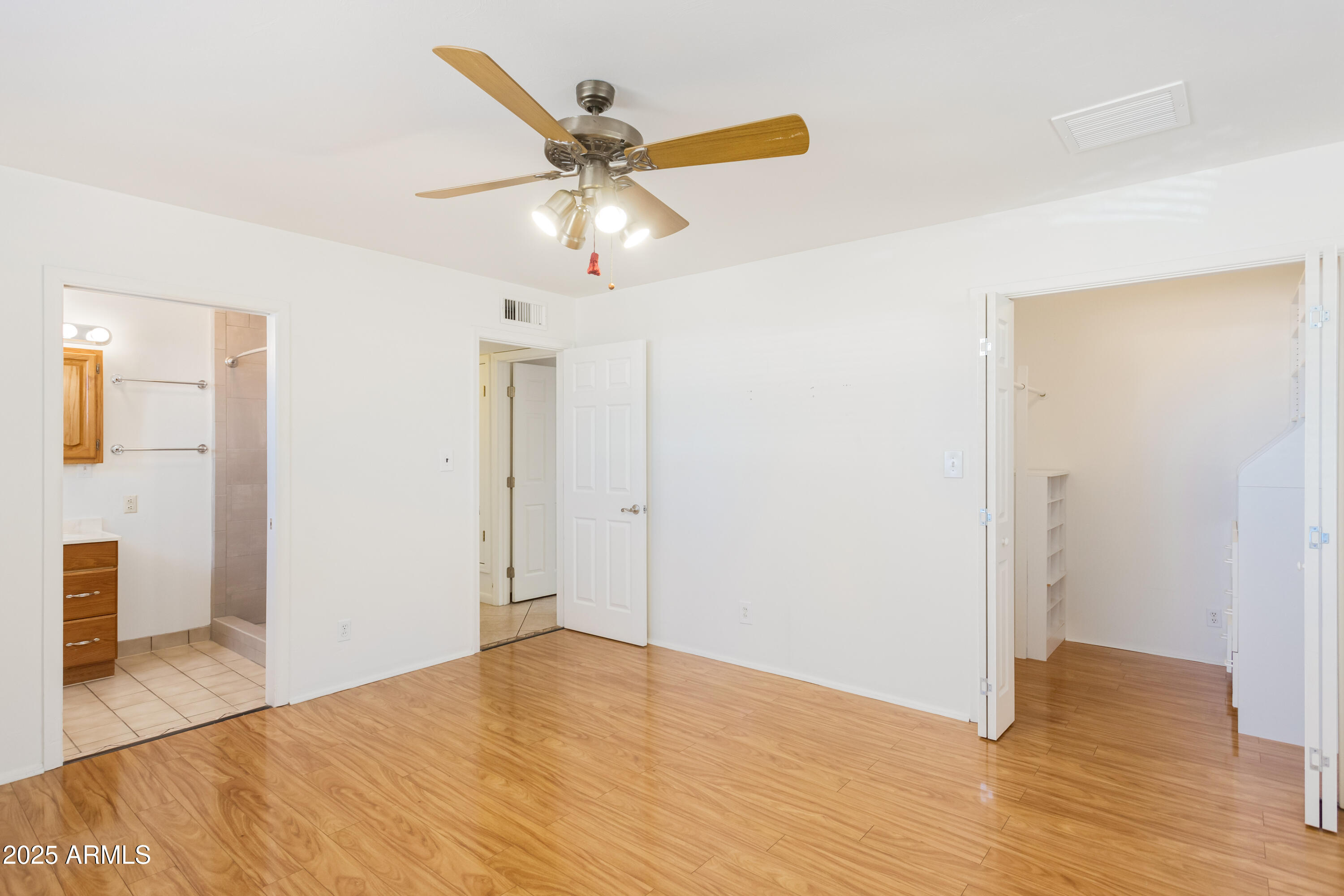 GARDEN CANYON 3 - Residential