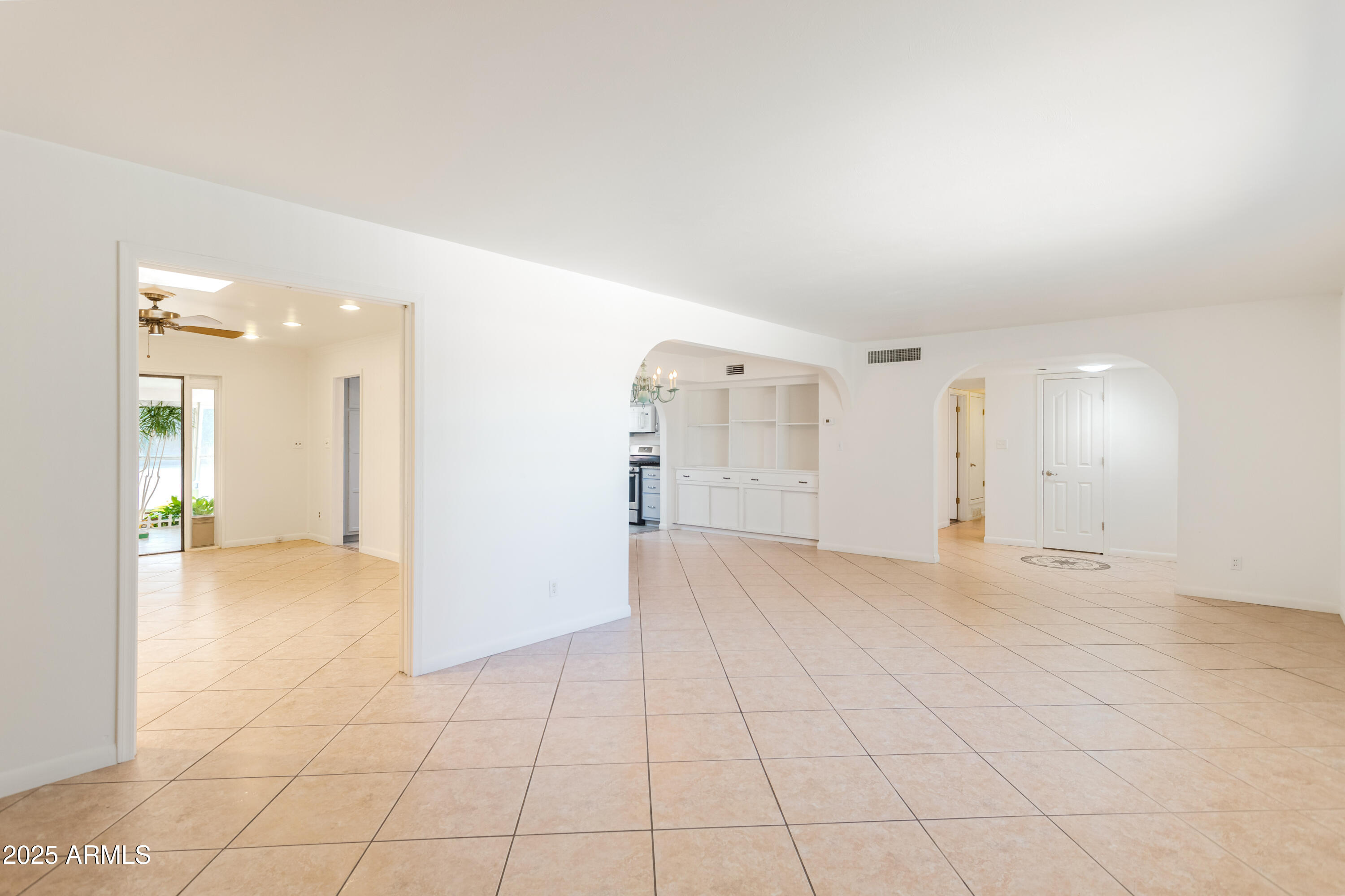 GARDEN CANYON 3 - Residential