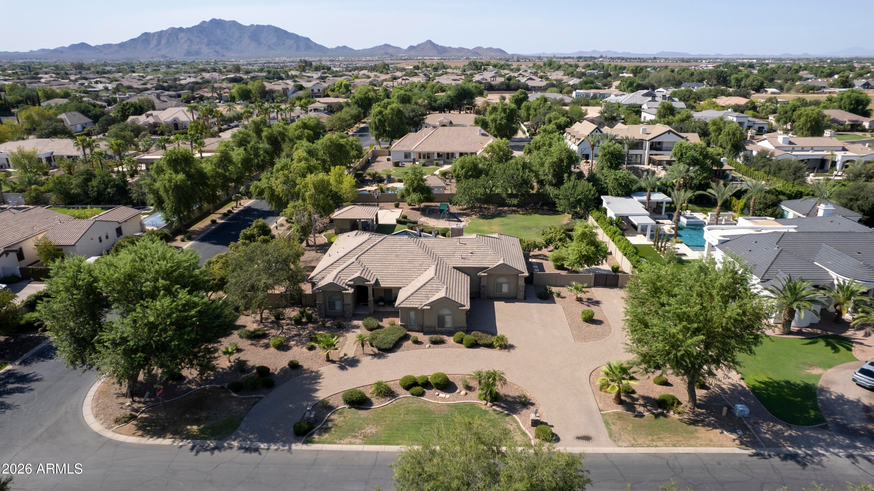 2091 E COCONINO Court