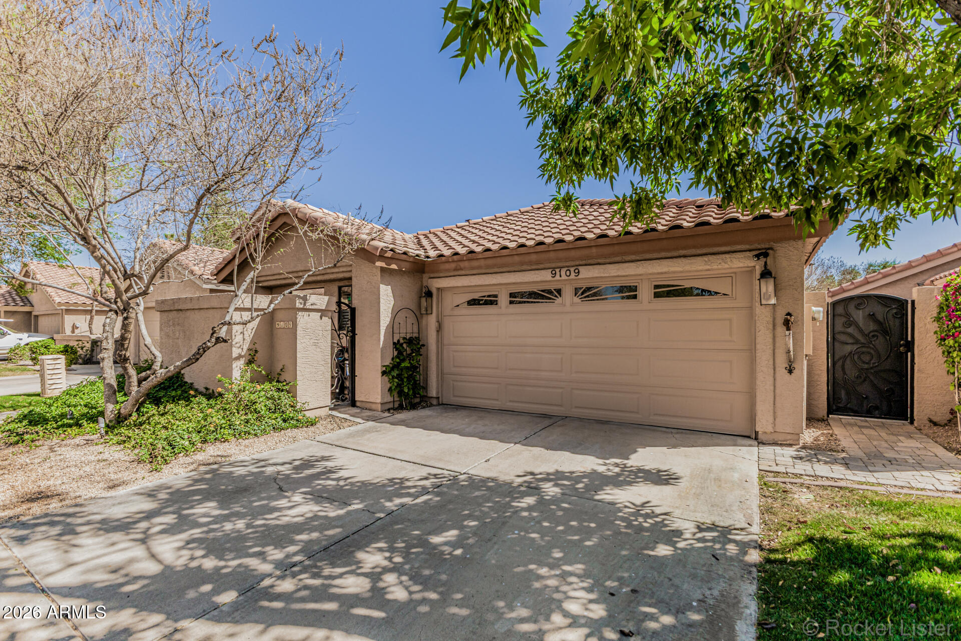 9109 S Grandview Drive