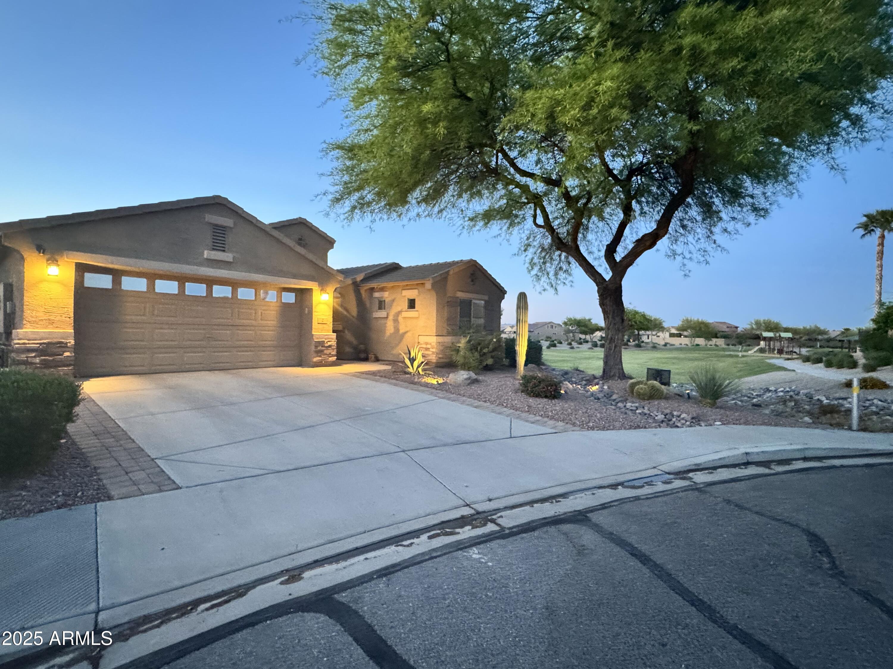 2 W PASTURE CANYON Drive