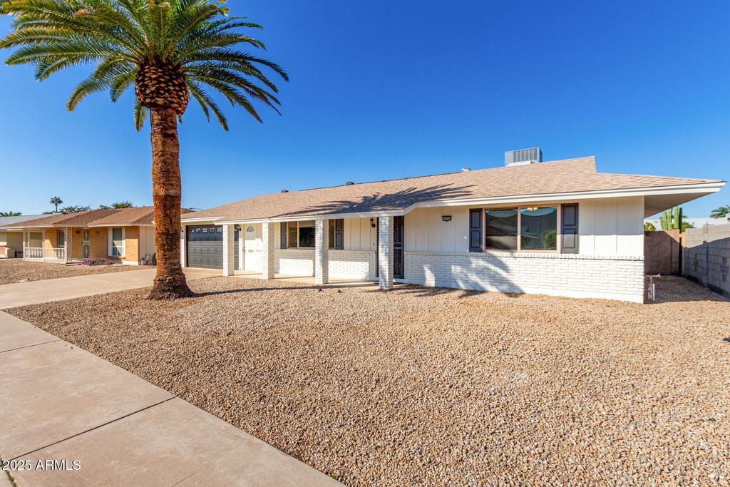 Photo of 10724 W Camelot Circle, Sun City, AZ 85351 (MLS # 6951625)