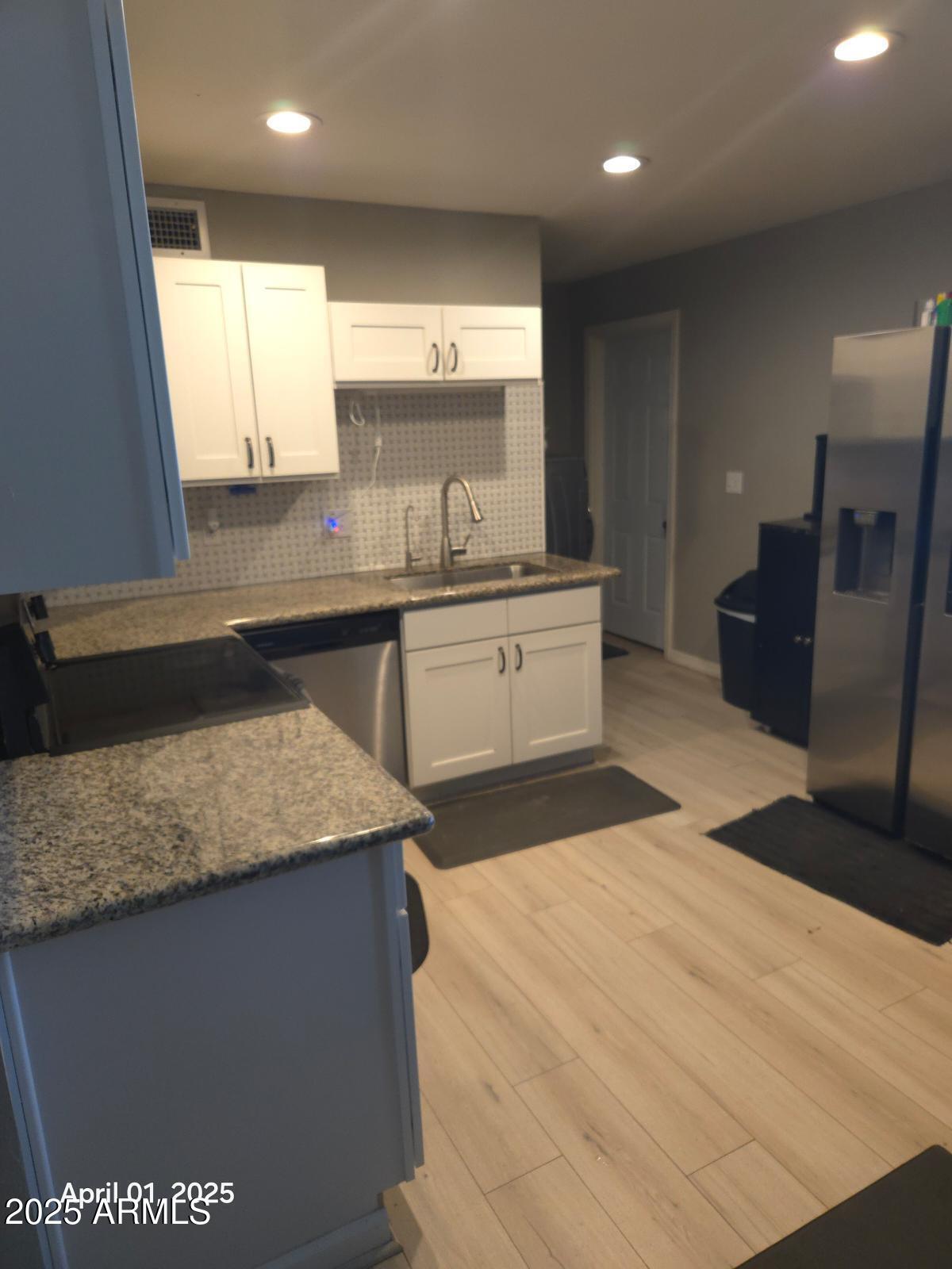 701 N 95TH Circle