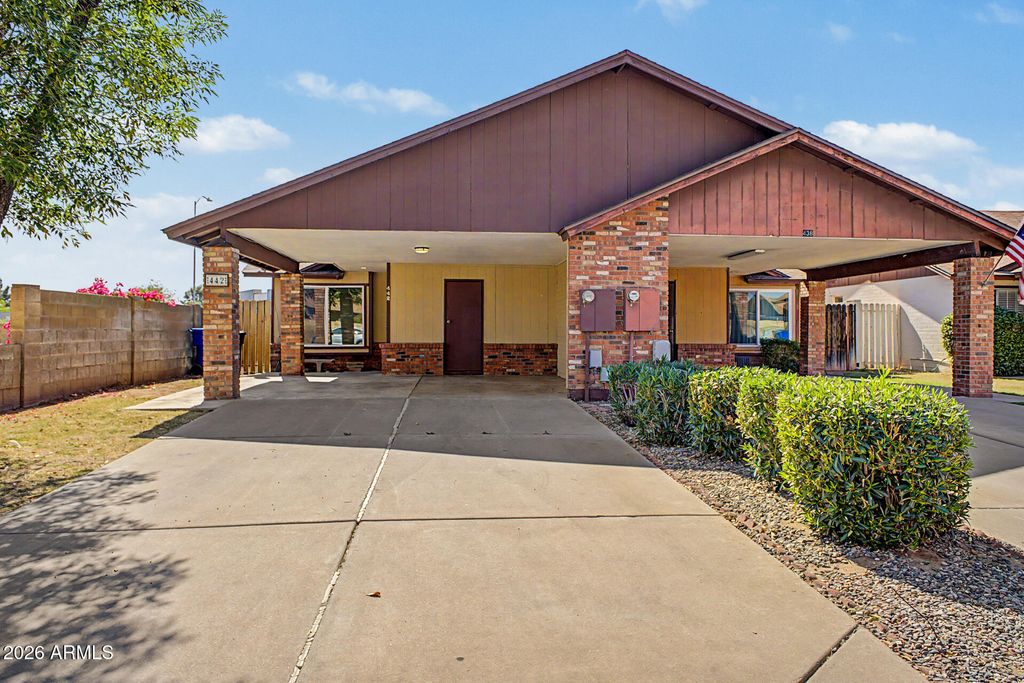 Photo of 442 S 32nd Place, Mesa, AZ 85204 (MLS # 7022576)