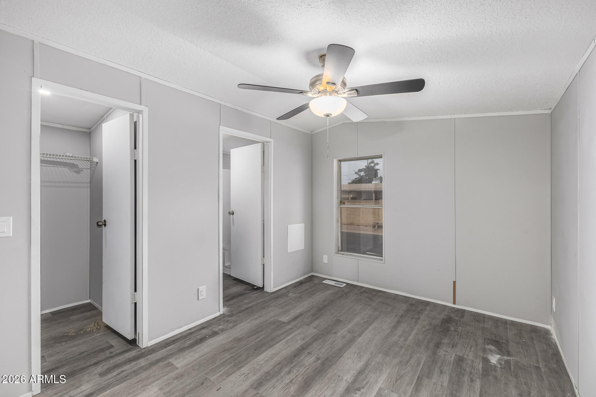 Sunny Crest - Residential