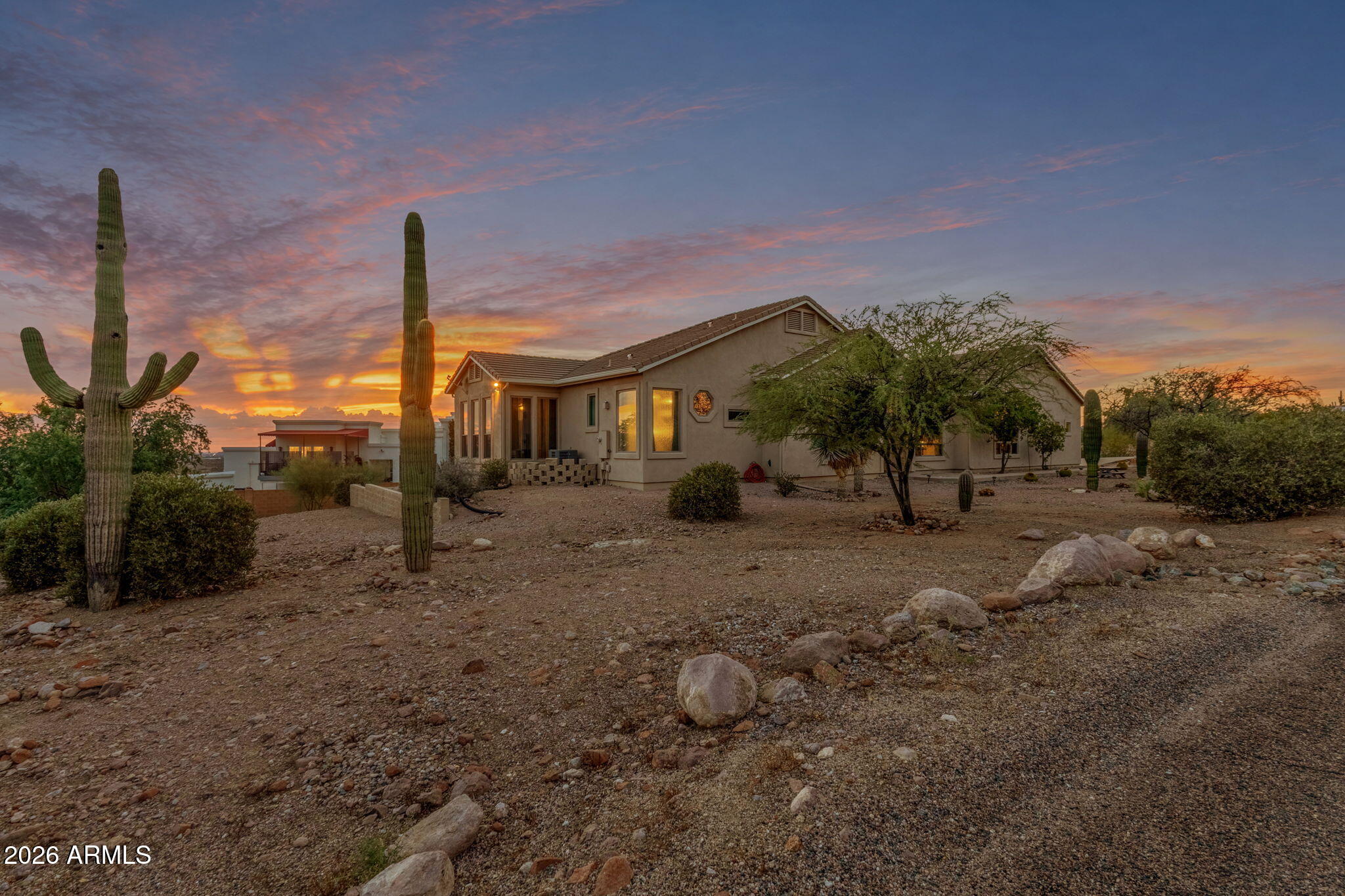 2564 N CHARLEBOIS Road