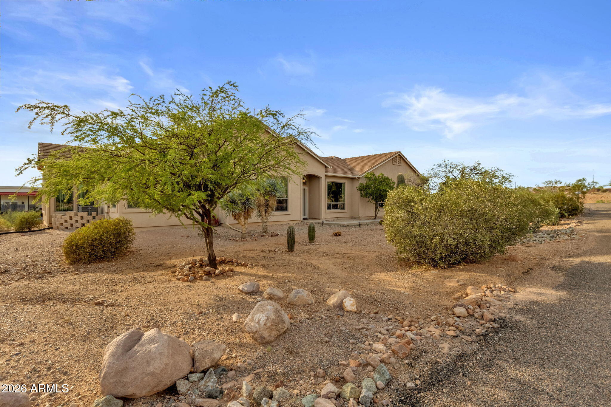 2564 N CHARLEBOIS Road