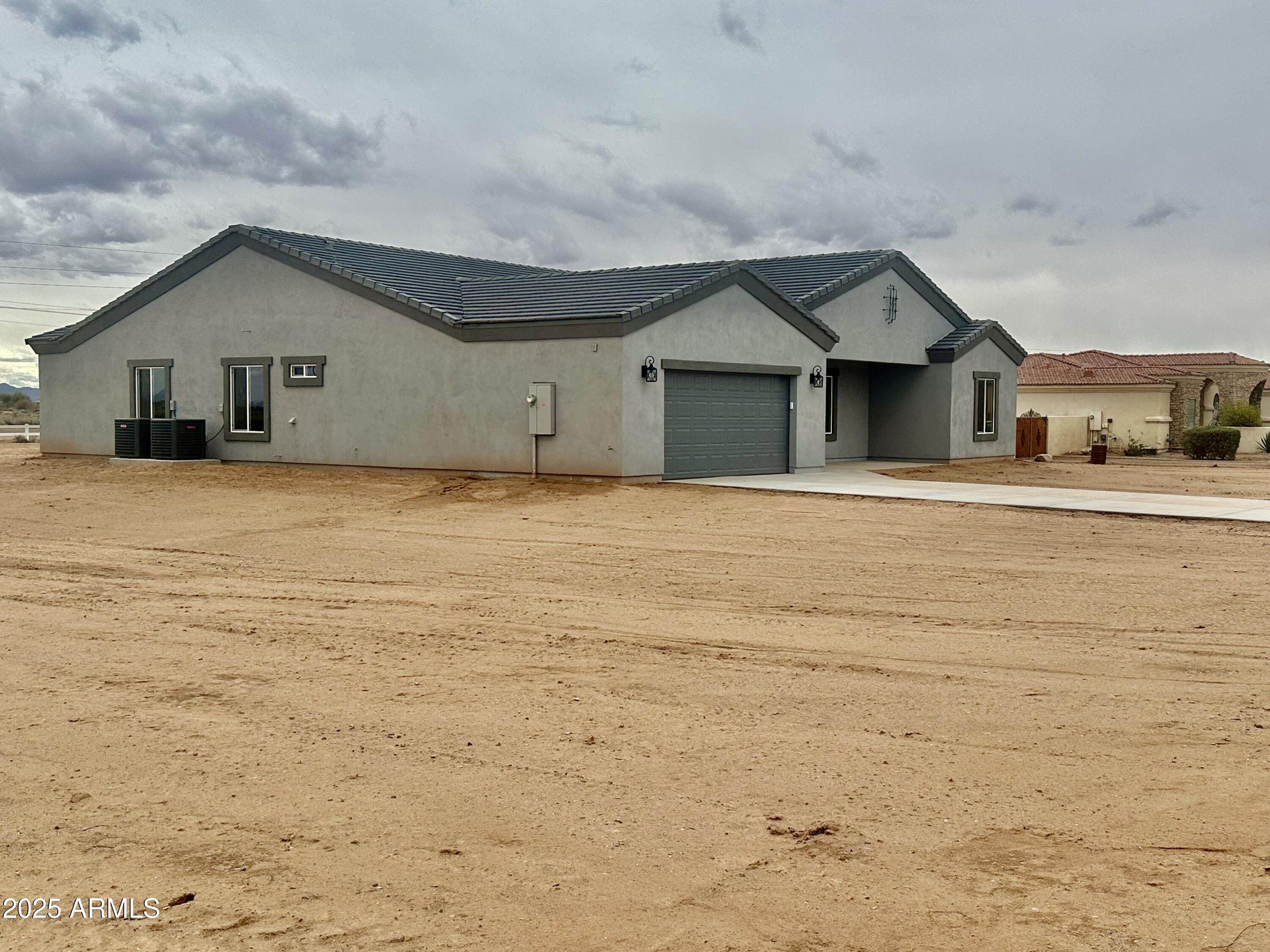 6897 W APPALOOSA Trail