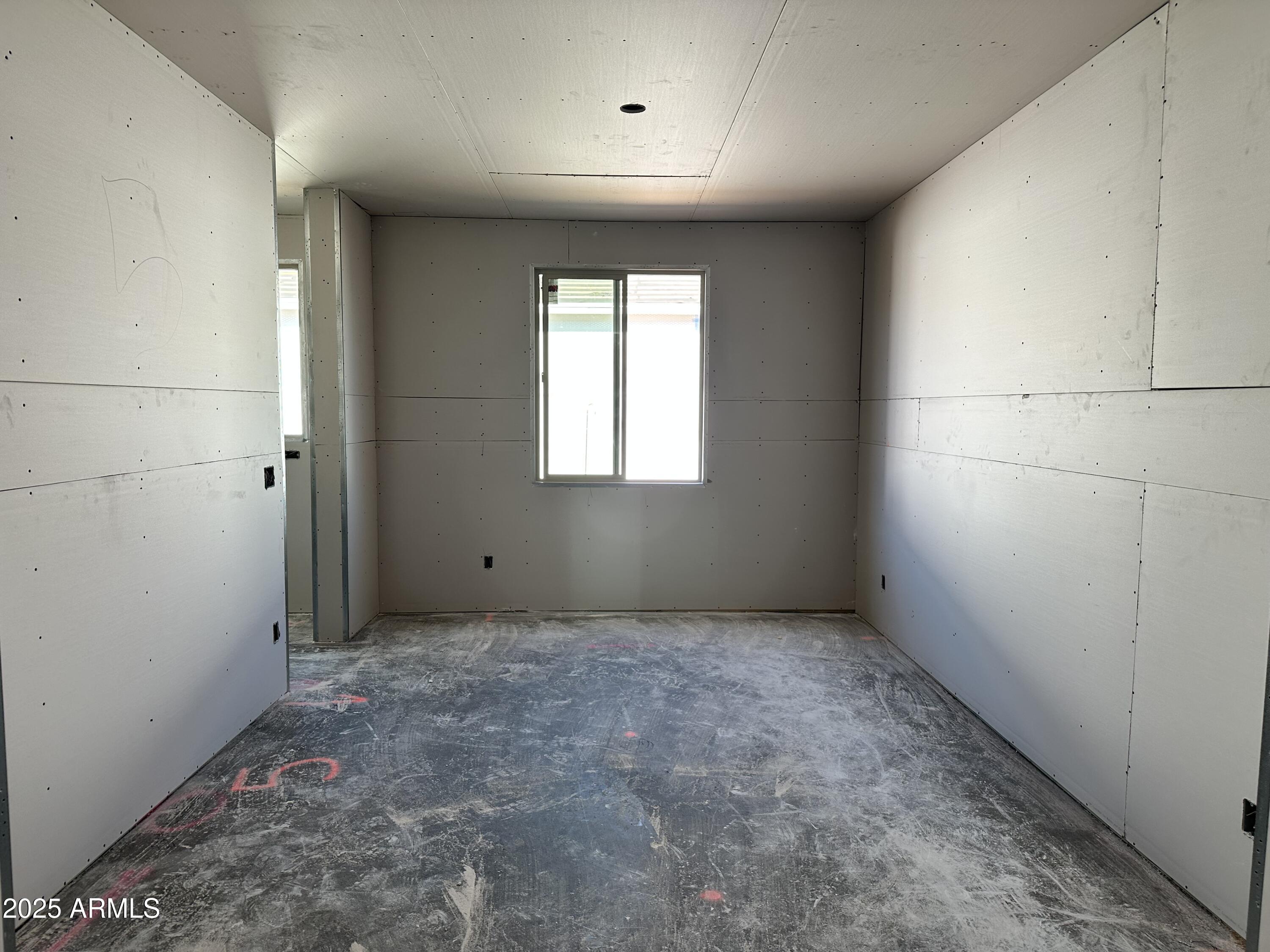 5532 W HOPI Trail