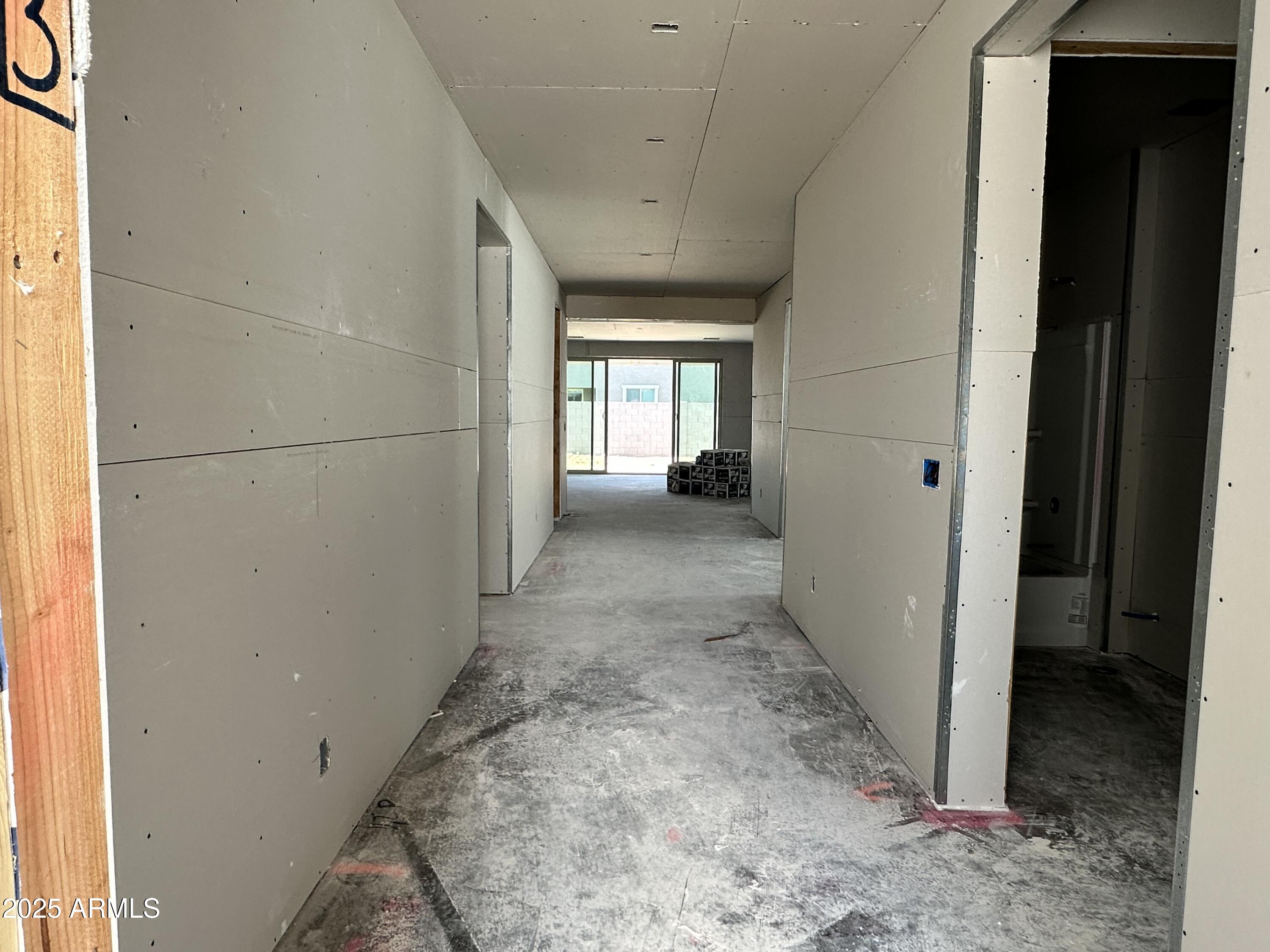 5532 W HOPI Trail