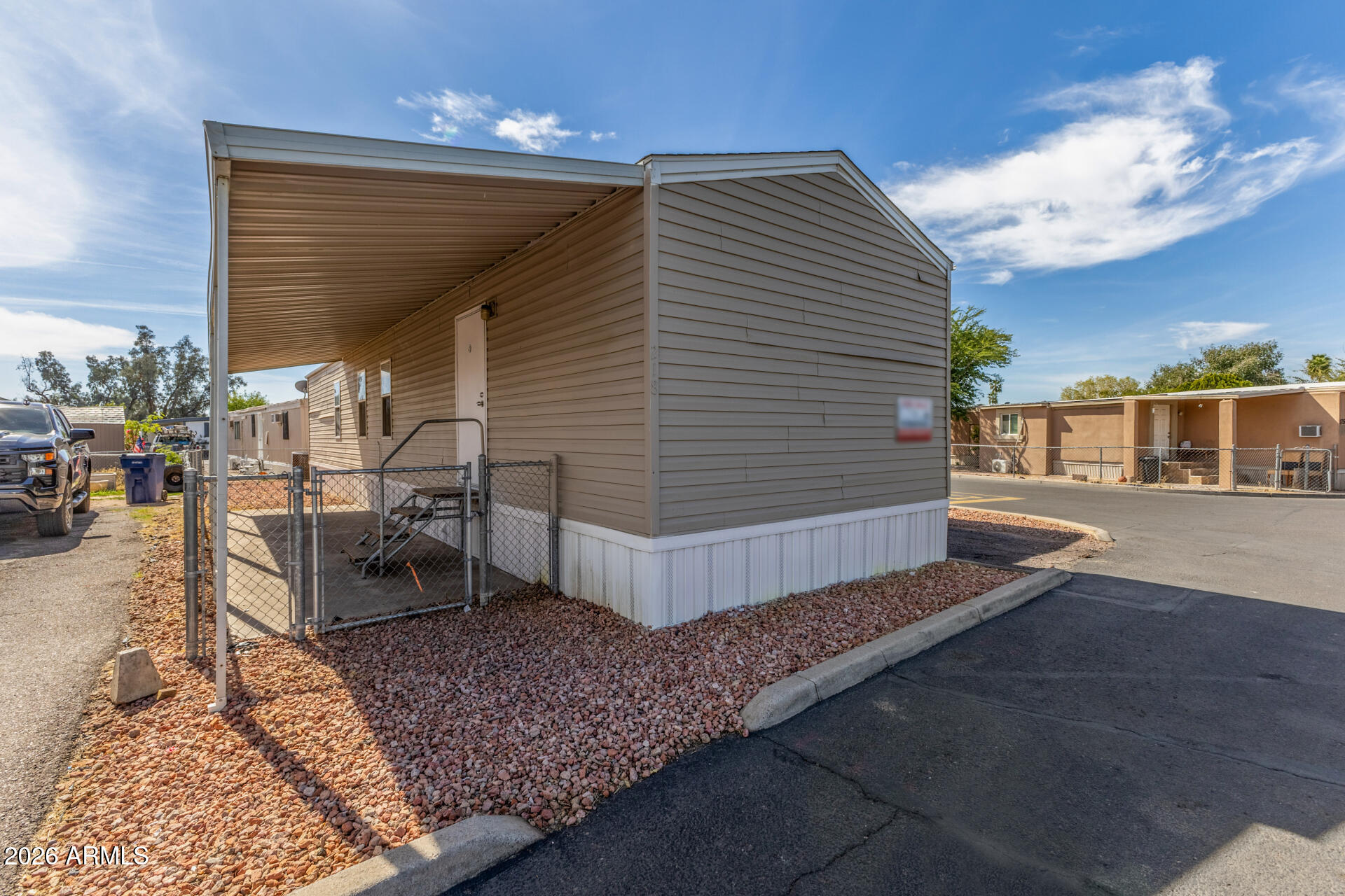 5601 W Missouri Avenue 218