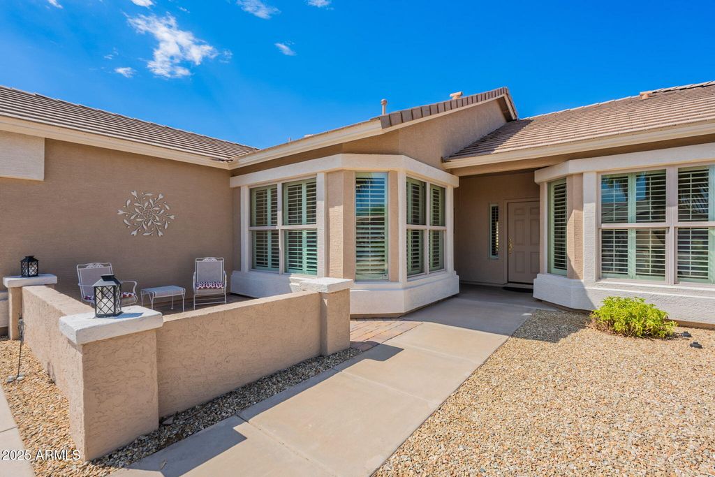 Photo of 3036 E Palm Beach Drive, Chandler, AZ 85249 (MLS # 6913268)