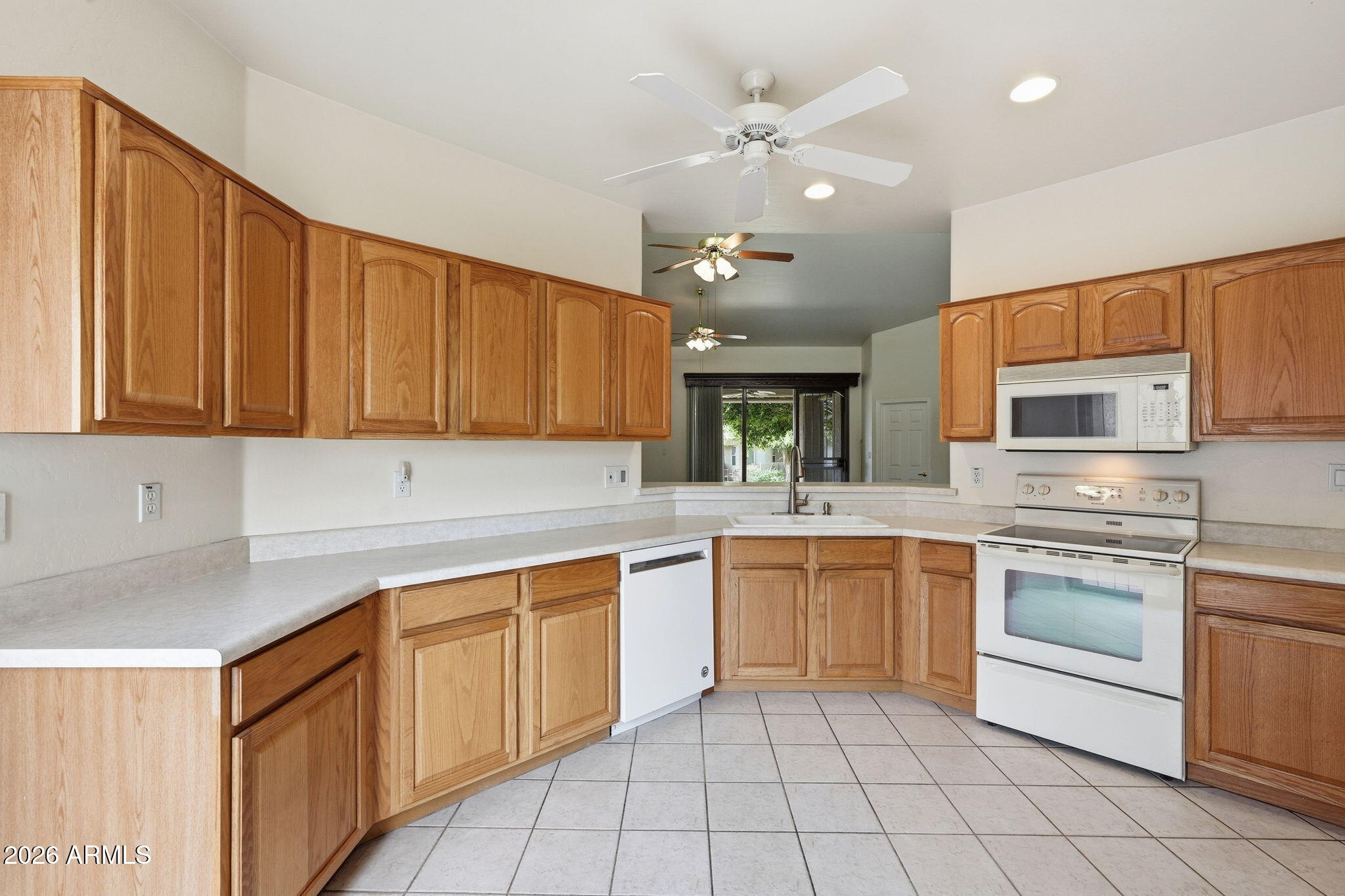 4202 E BROADWAY Road 181