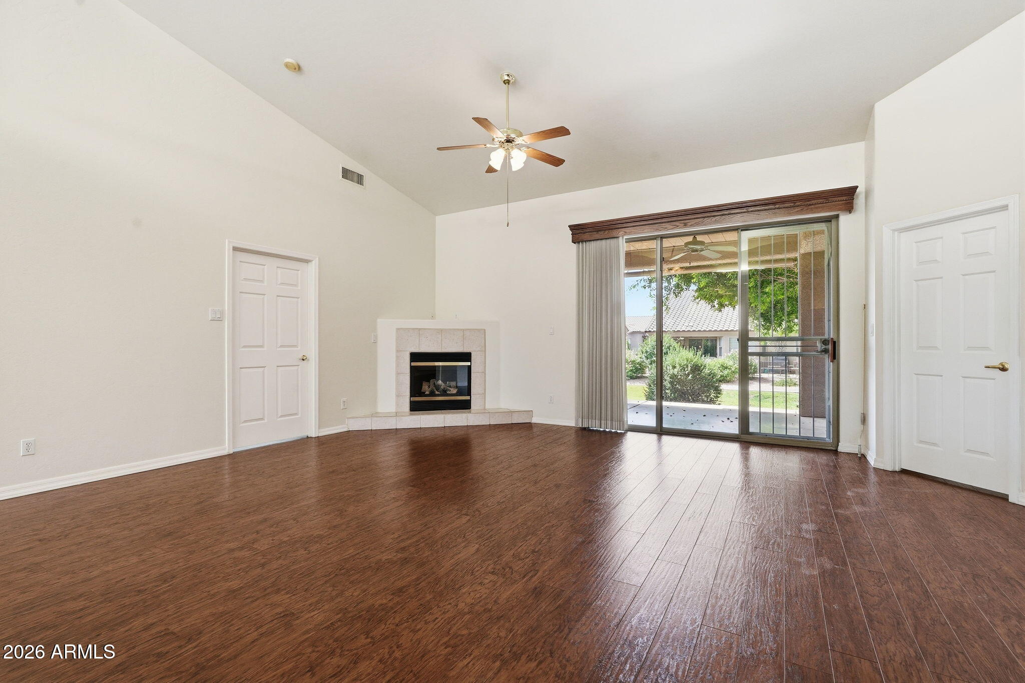 4202 E BROADWAY Road 181