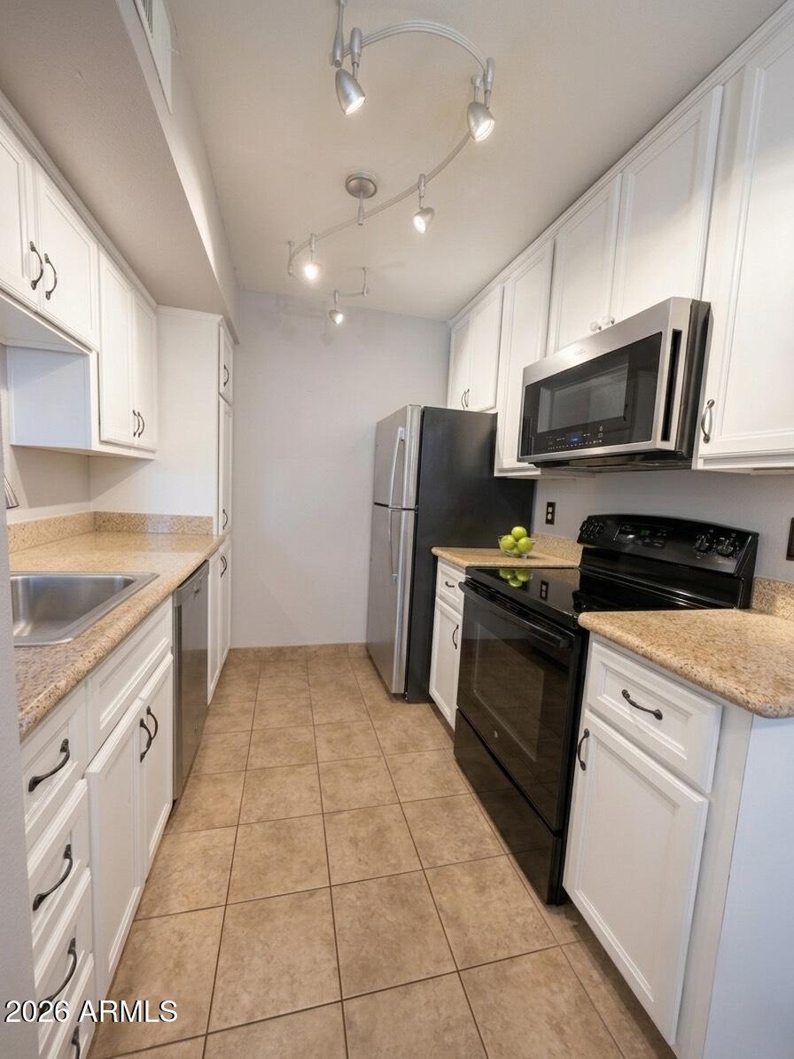 3500 N HAYDEN Road 801