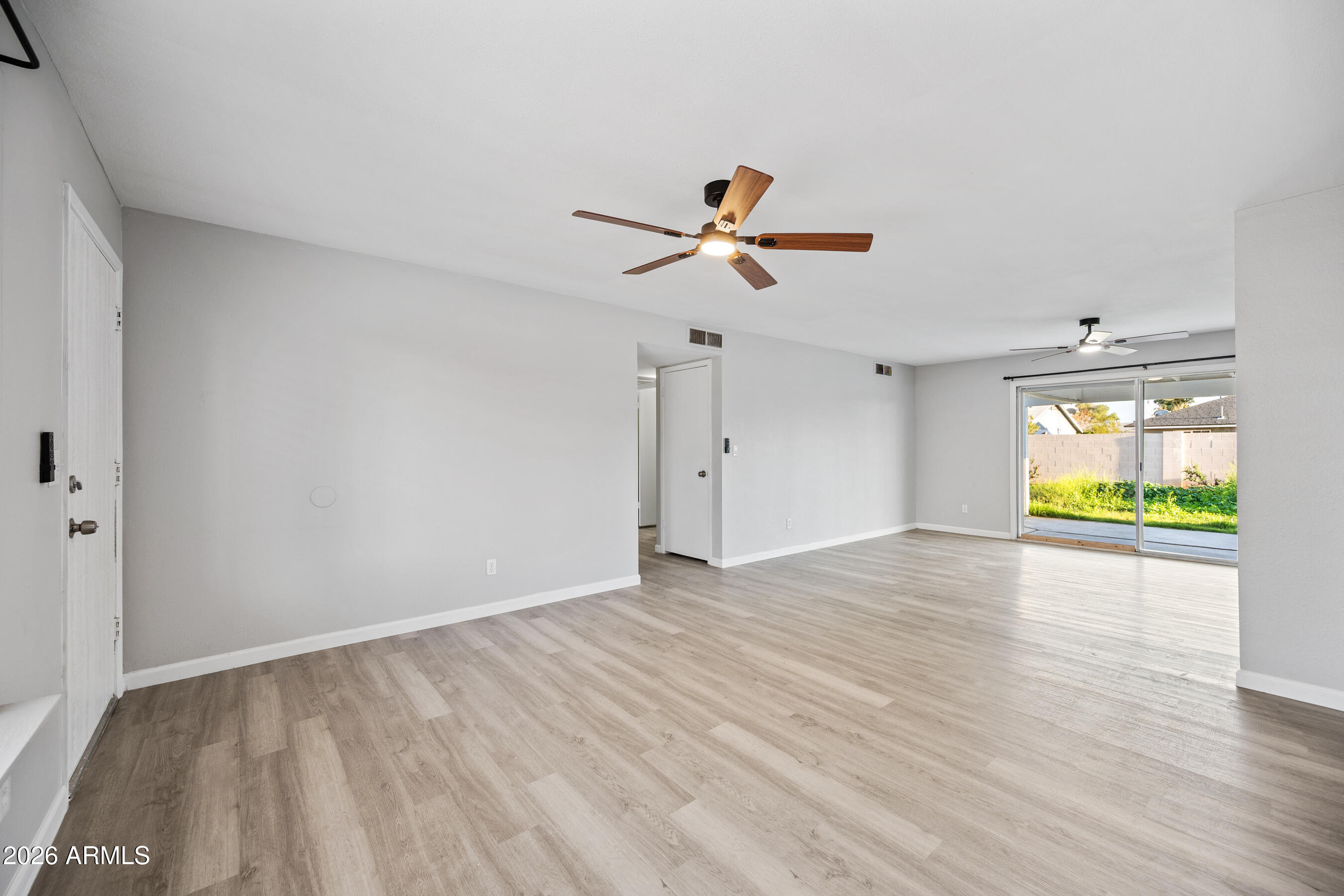 3409 E CAMPO BELLO Drive