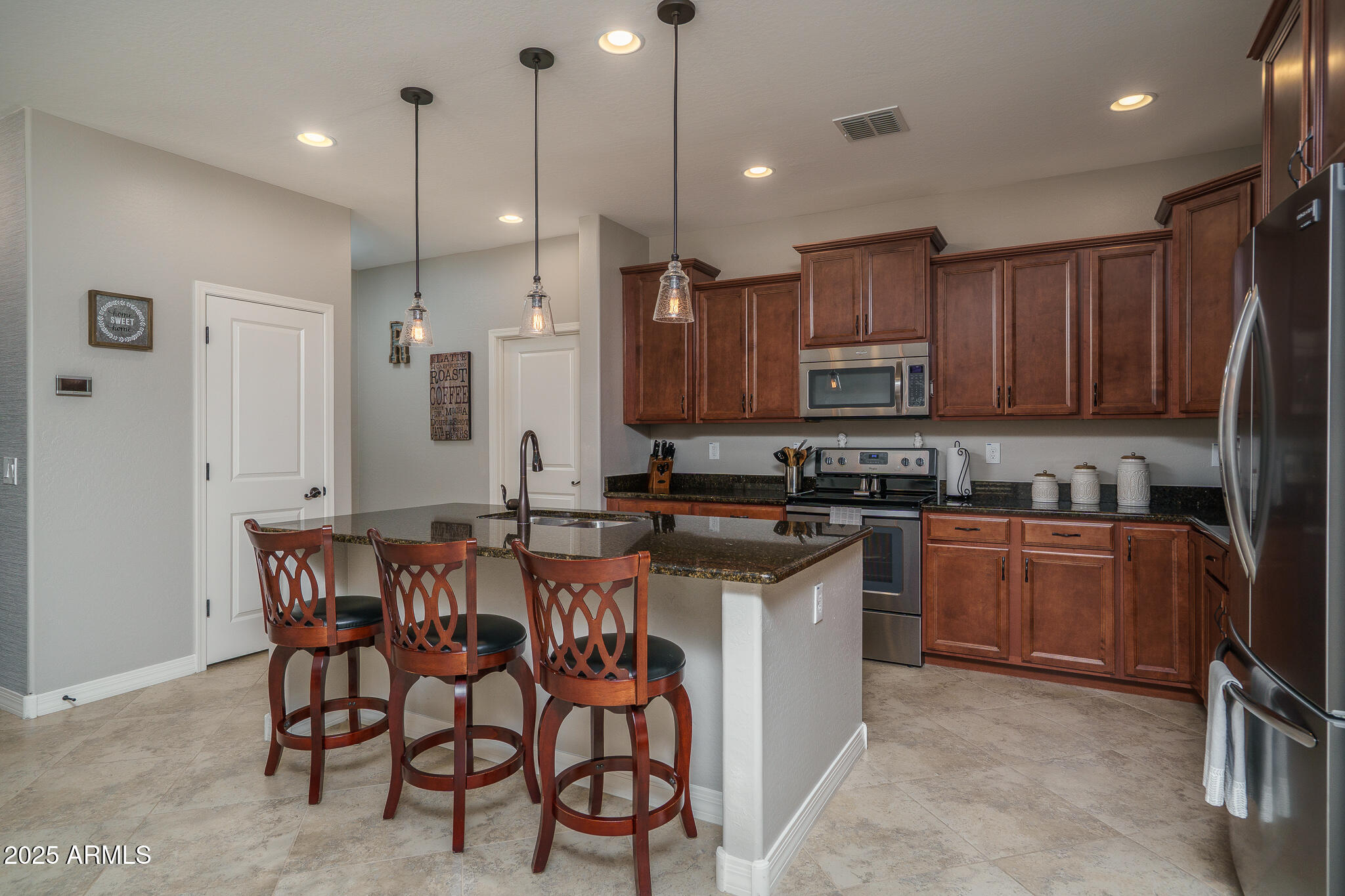 22574 W MOONLIGHT Path