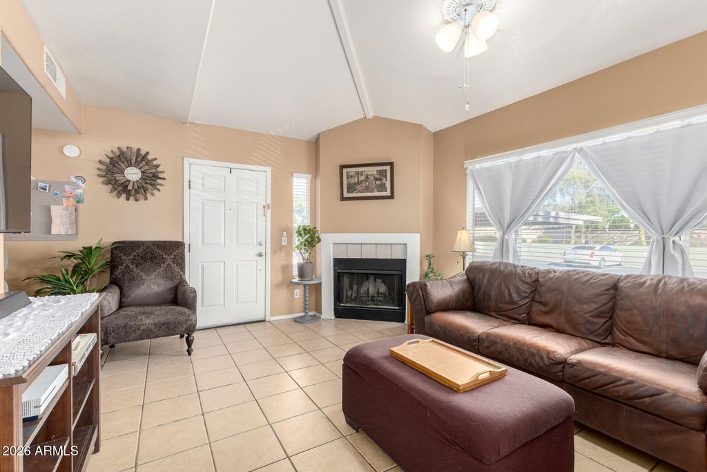 Photo of 1825 W Ray Road #1071, Chandler, AZ 85224 (MLS # 6953763)