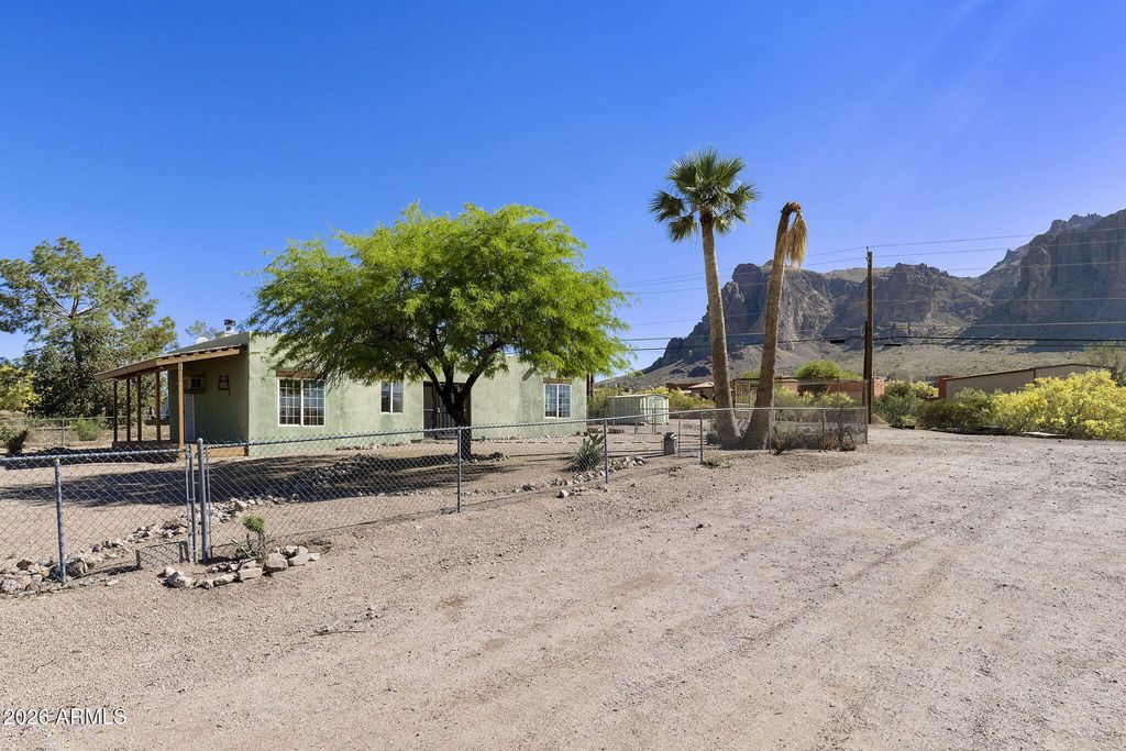Photo of 5578 E Jacob Waltz Street, Apache Junction, AZ 85119 (MLS # 7006134)