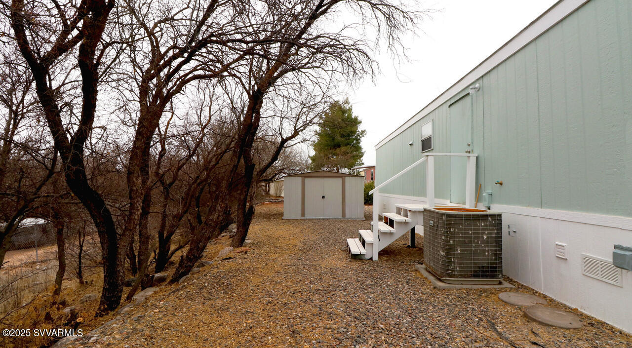 4175 E Shade Road