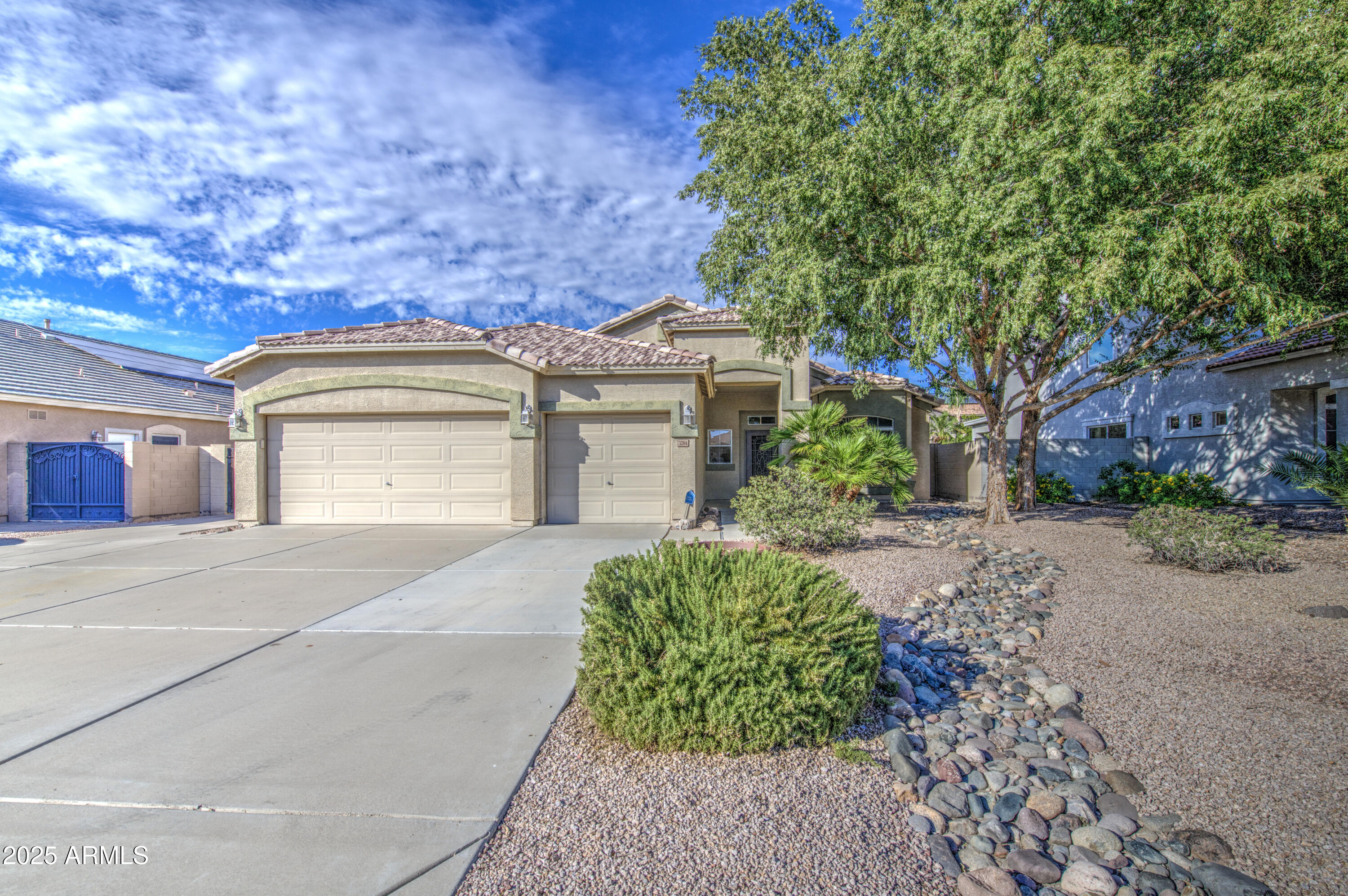 3284 E Thornton Avenue