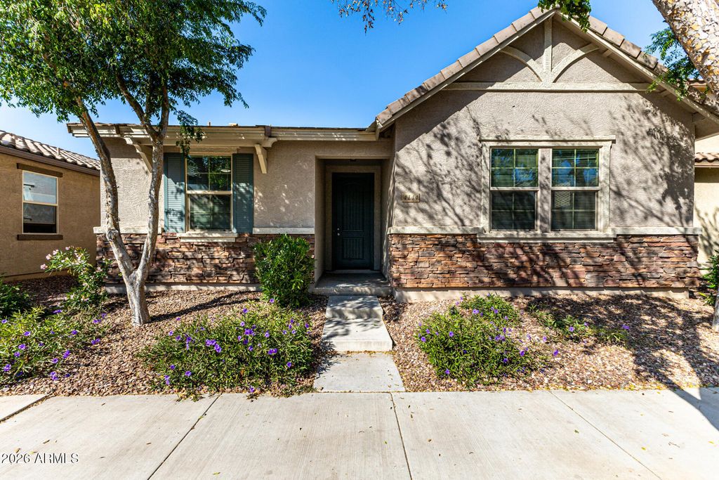 Photo of 4144 E Devon Drive, Gilbert, AZ 85296 (MLS # 6994657)