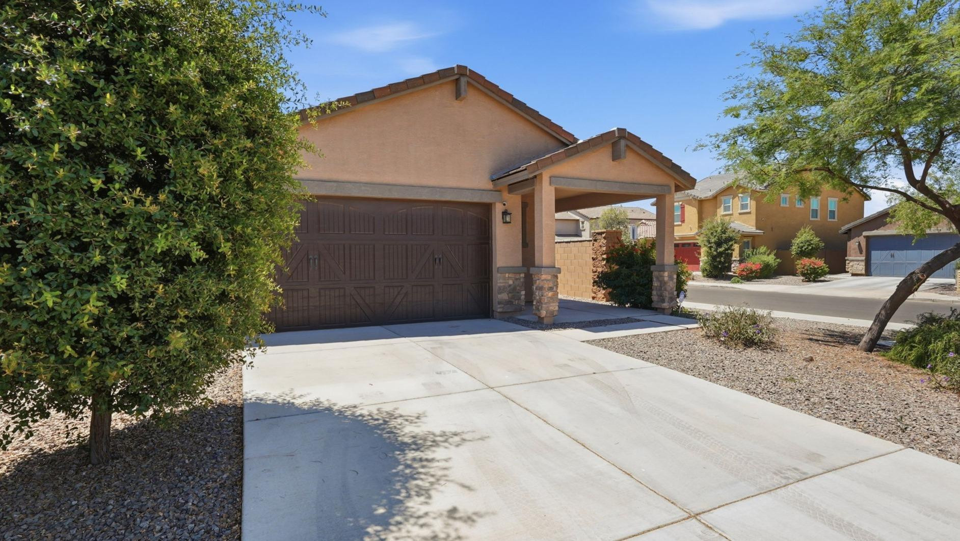40643 W Shaver Drive